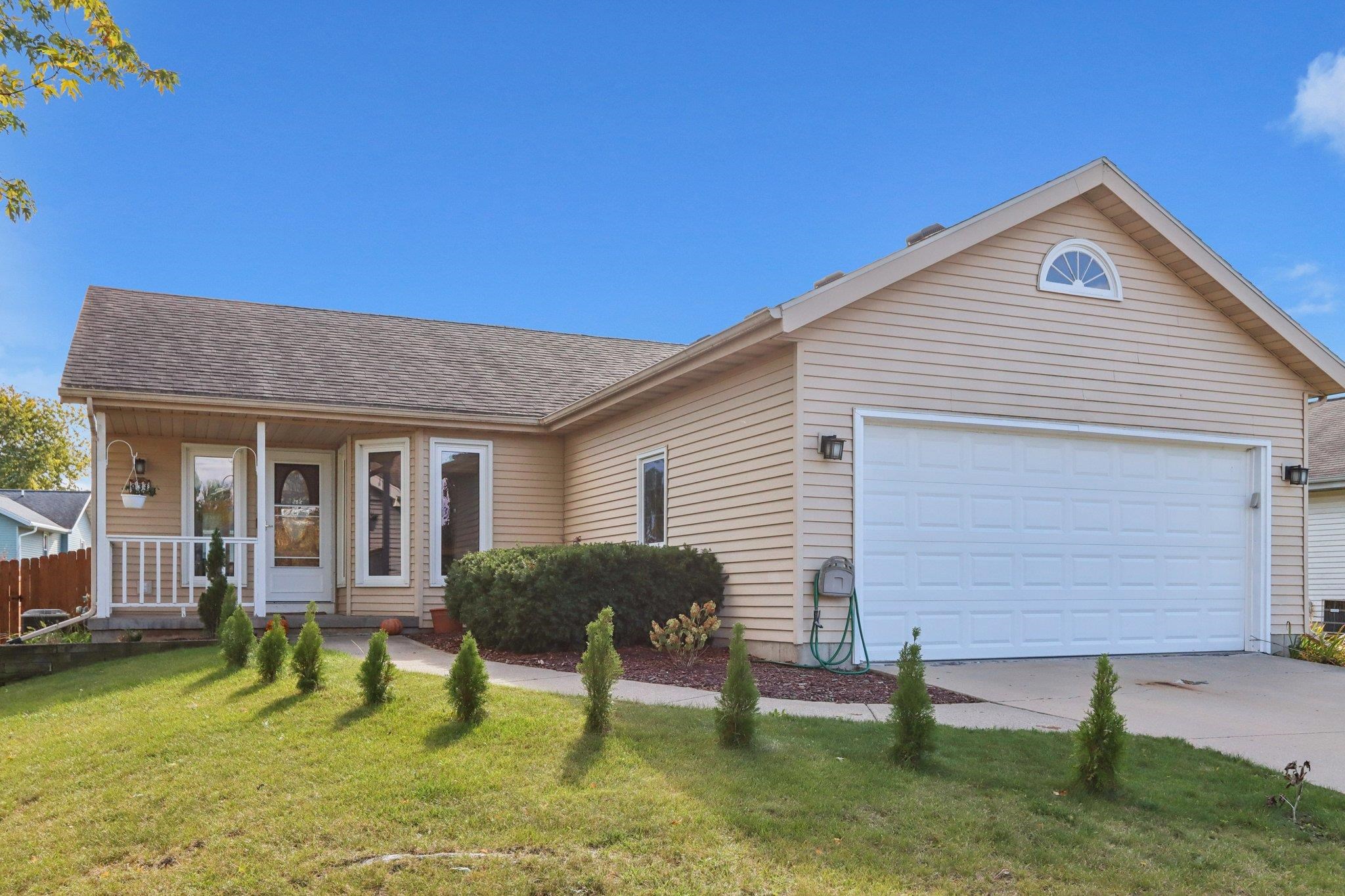 931 Clover Lane