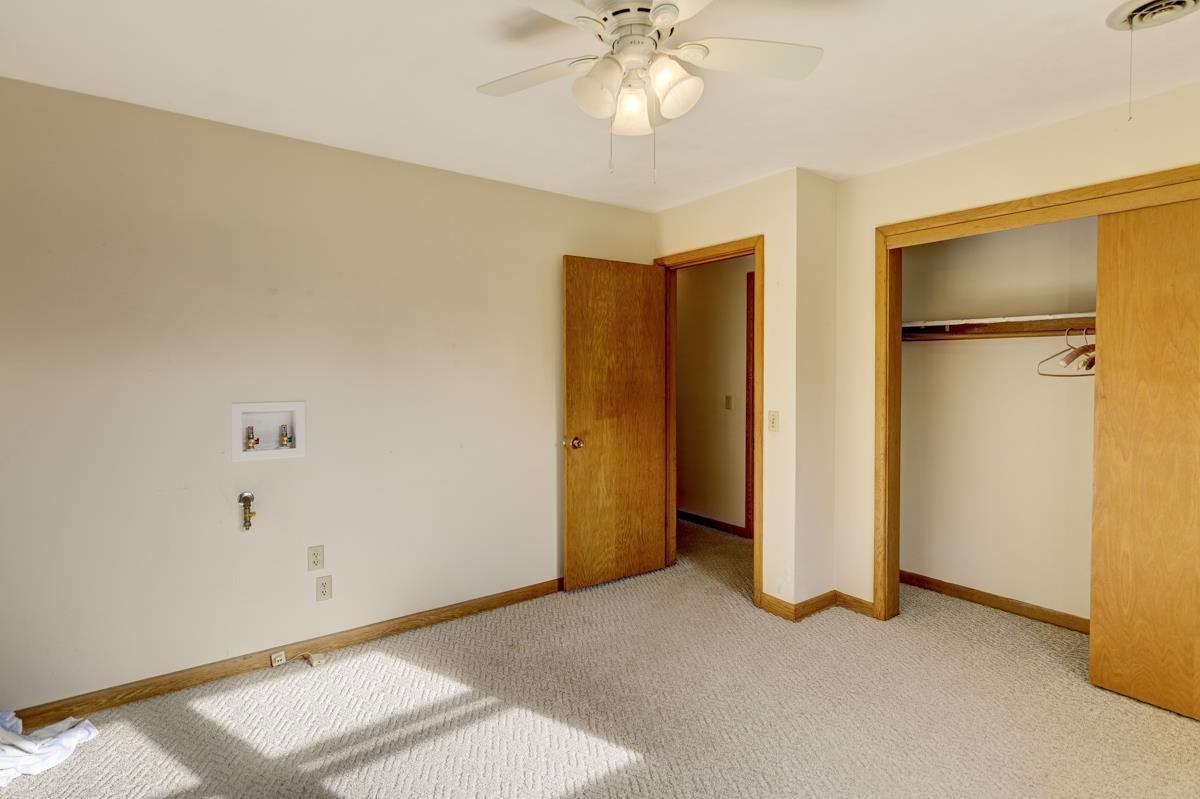 3345 Swinburne Drive