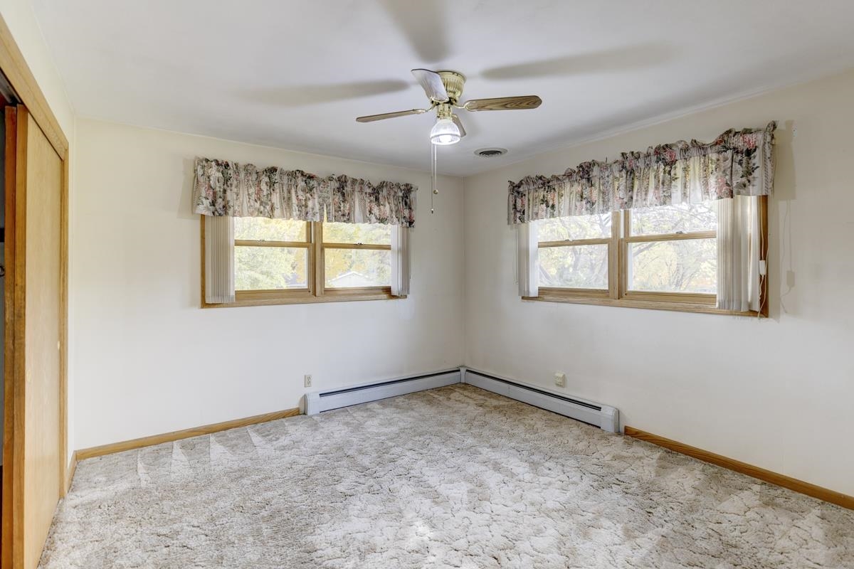3345 Swinburne Drive