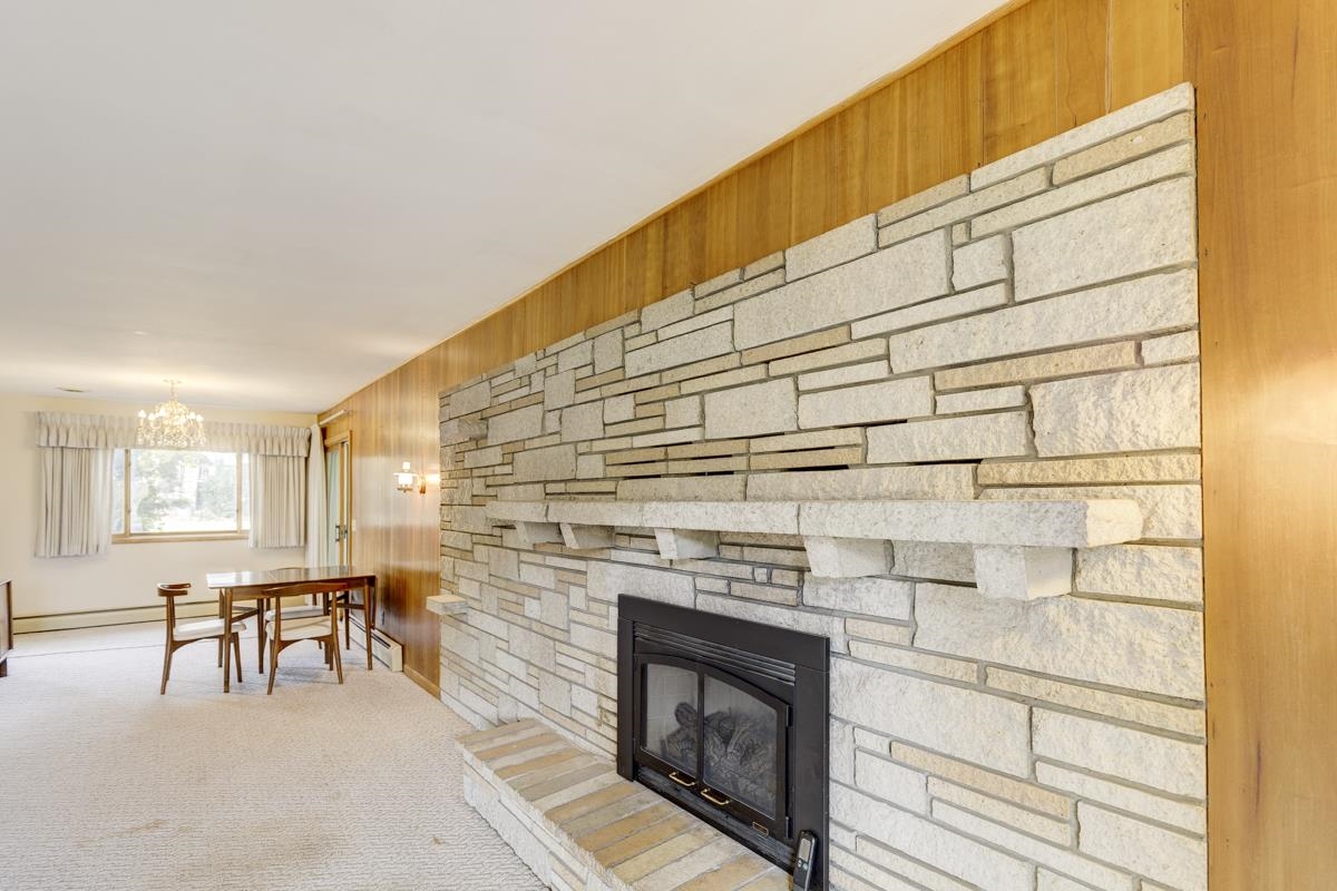 3345 Swinburne Drive