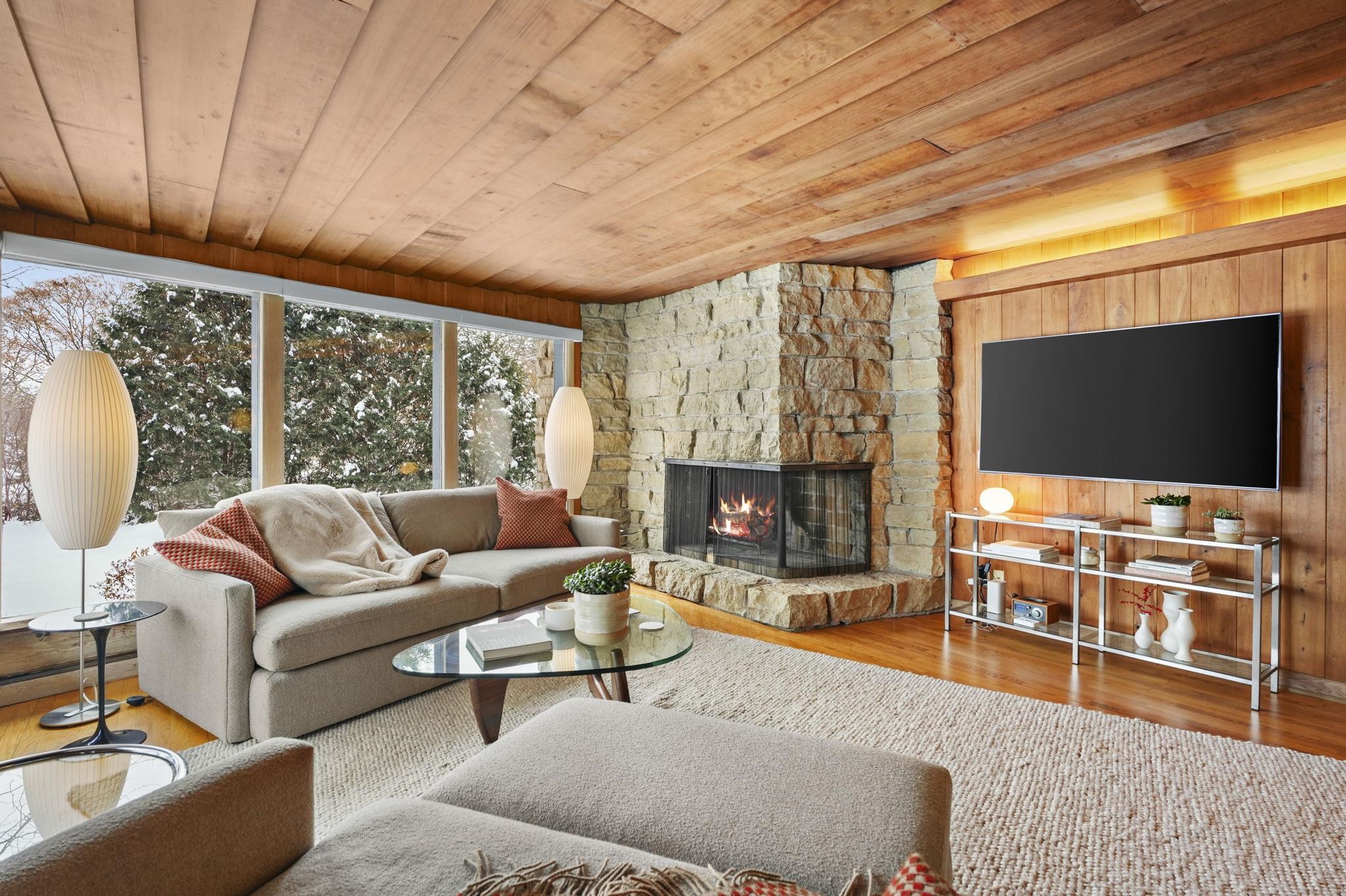 5010 Tomahawk Trail