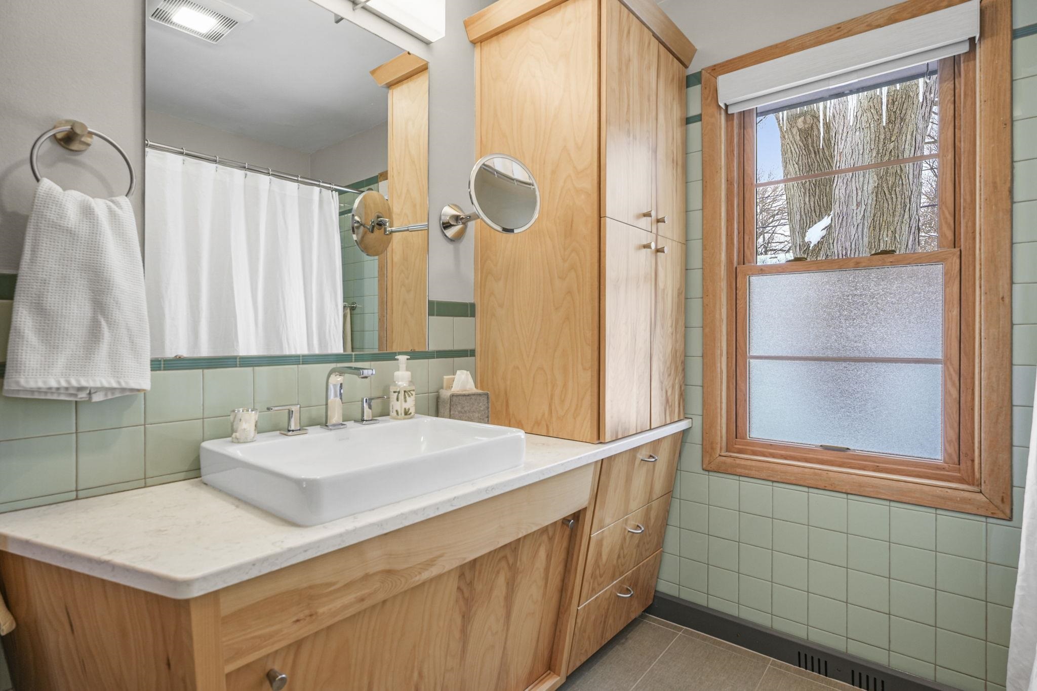 5010 Tomahawk Trail