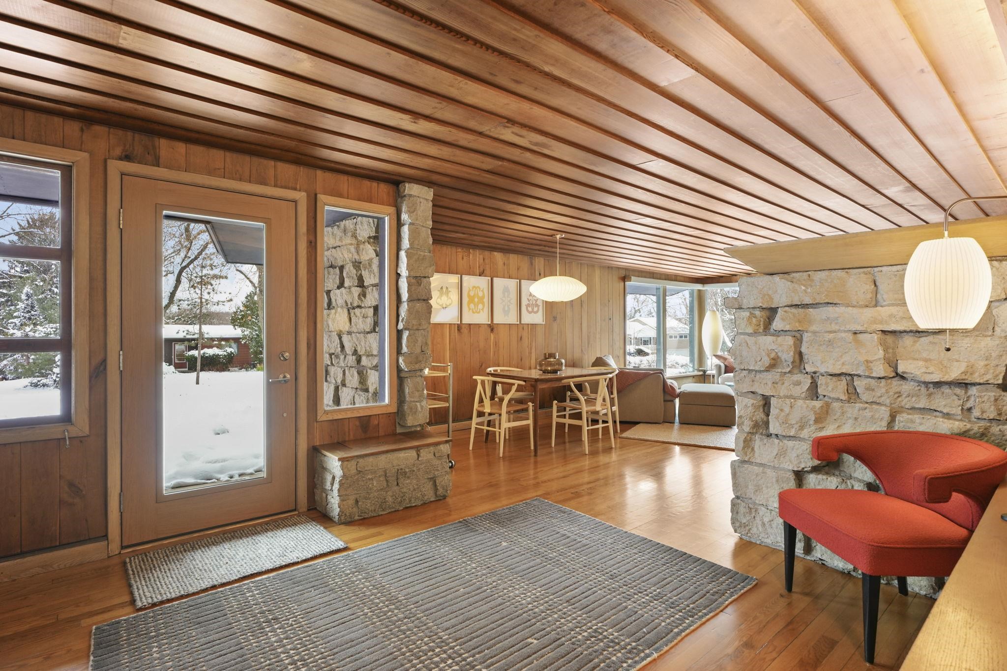5010 Tomahawk Trail