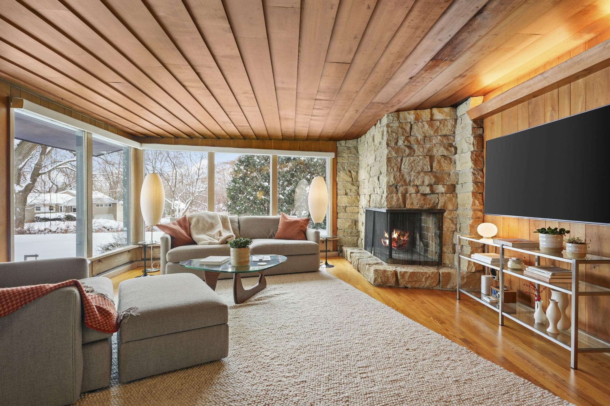 5010 Tomahawk Trail