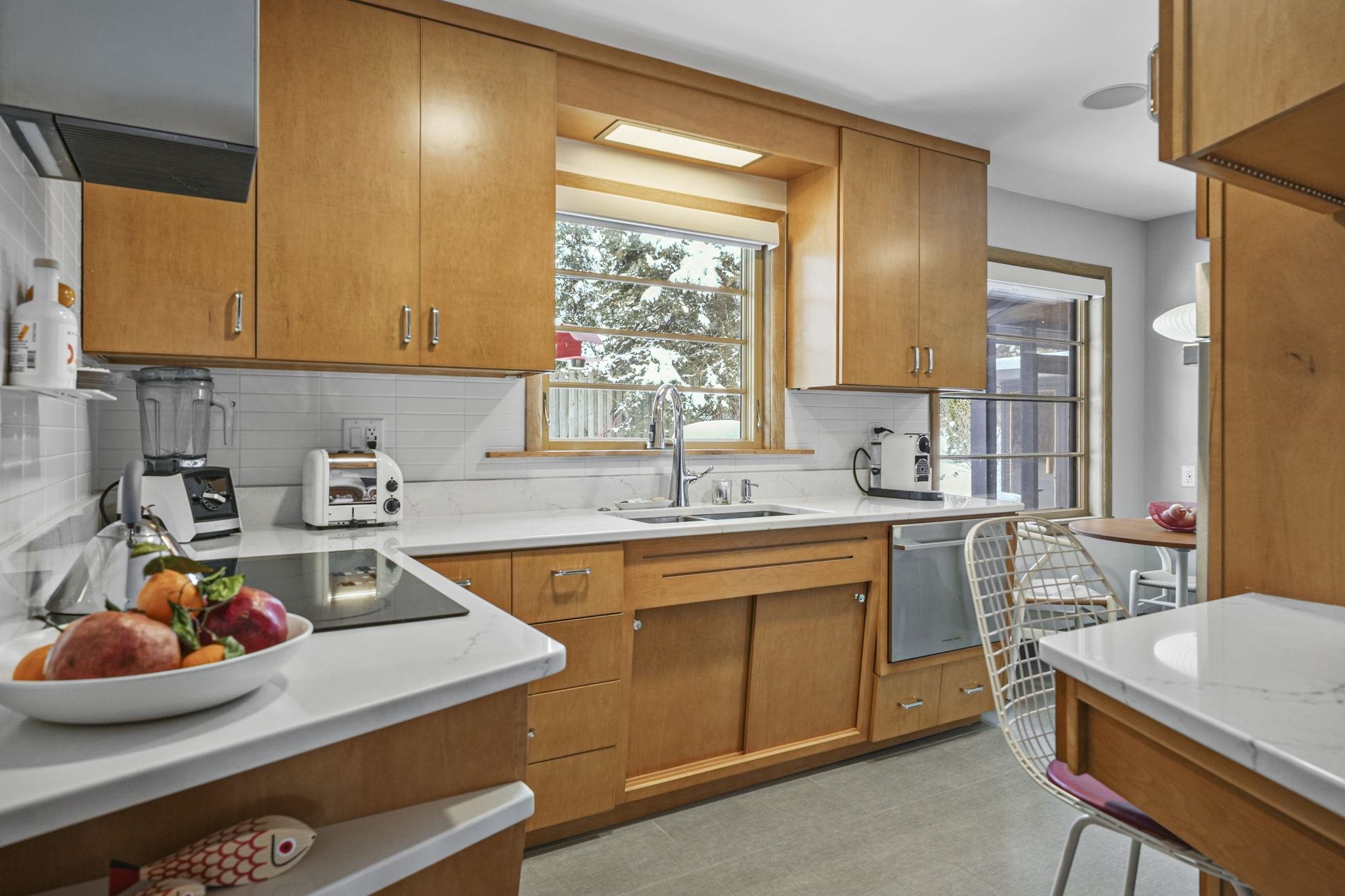 5010 Tomahawk Trail