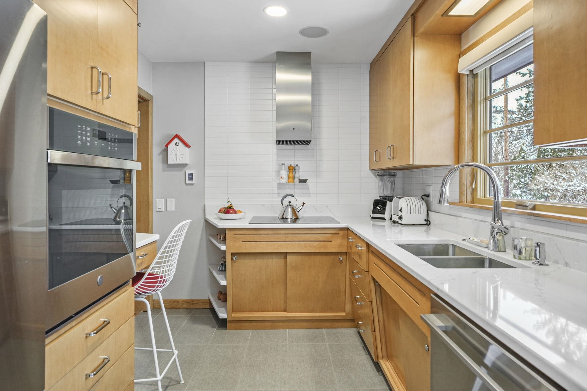 5010 Tomahawk Trail