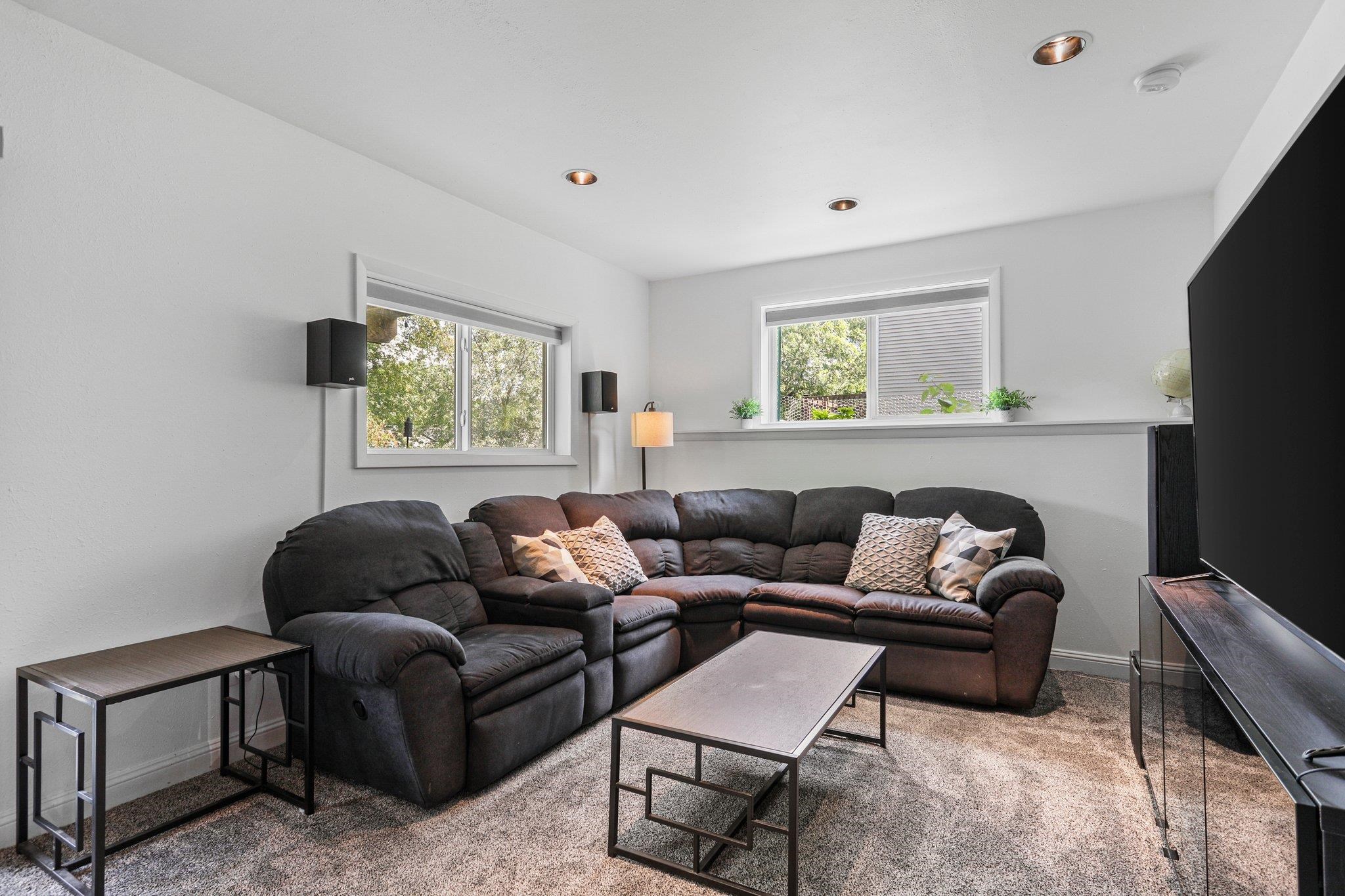6110 Sandstone Drive
