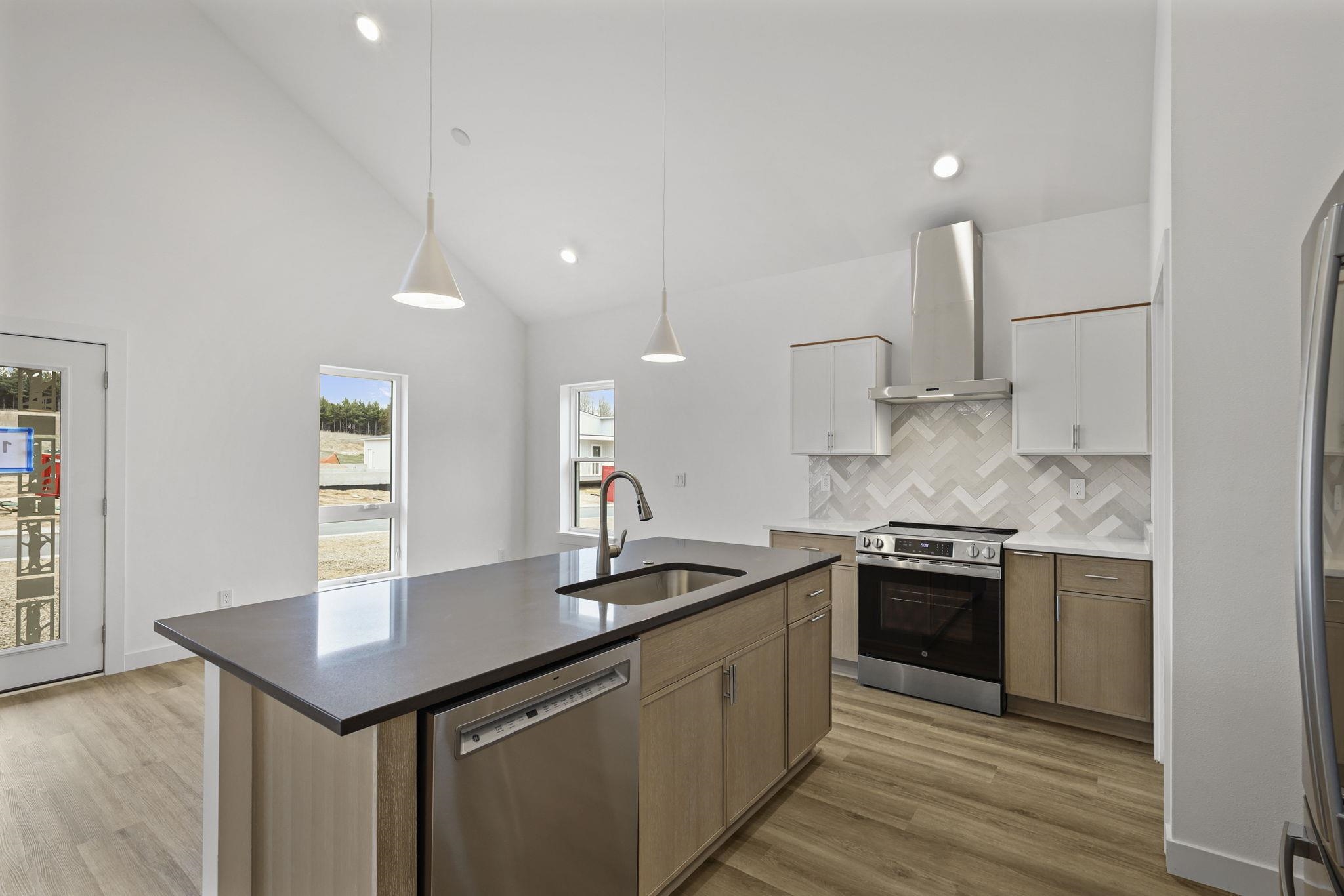 127 Lupine Avenue