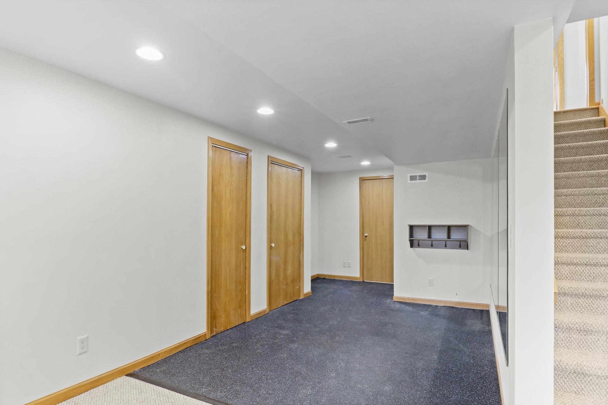 110 Saratoga Circle