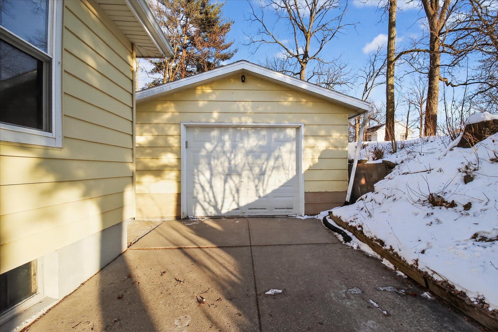 725 Berry Street