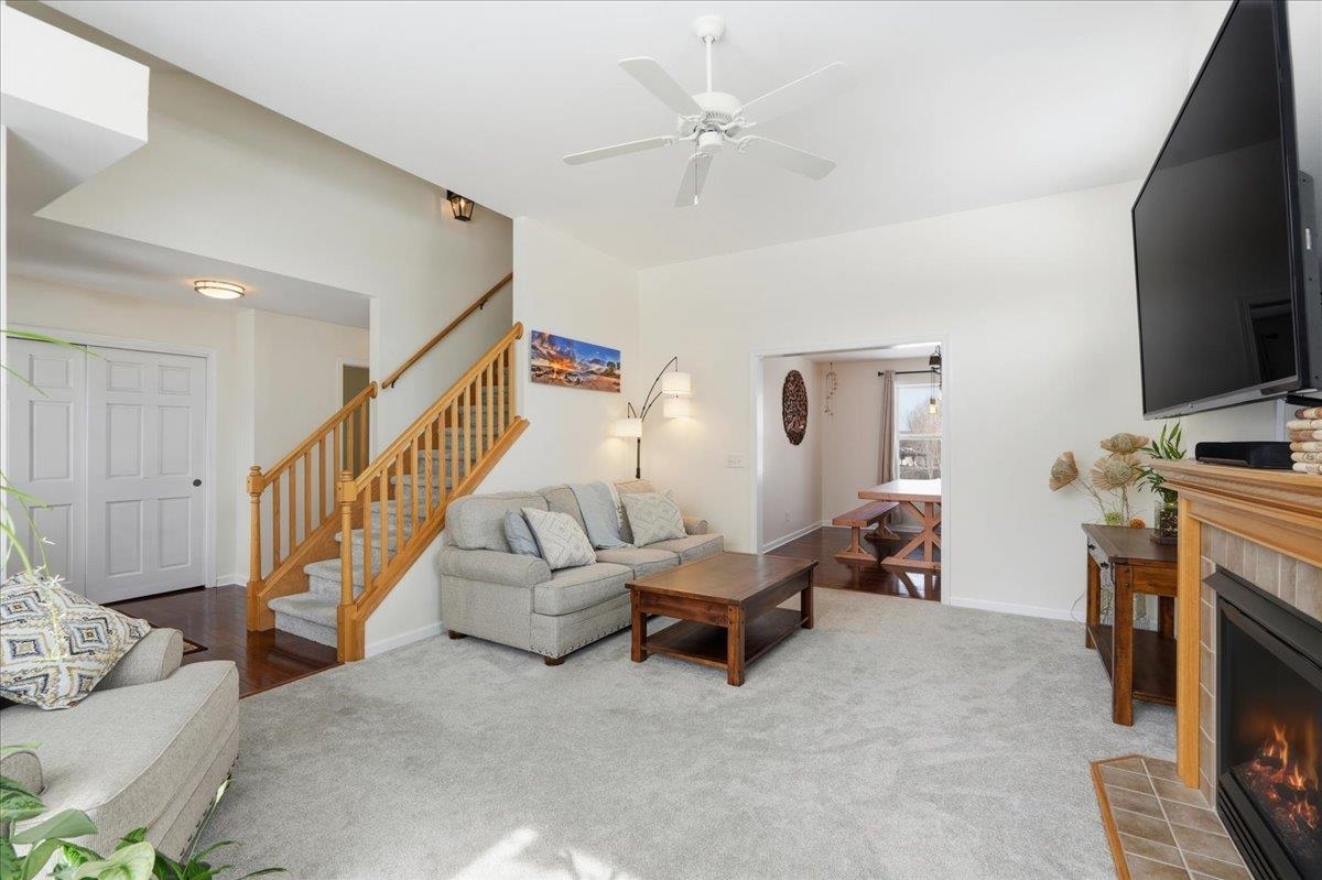 3338 Bradbury Road