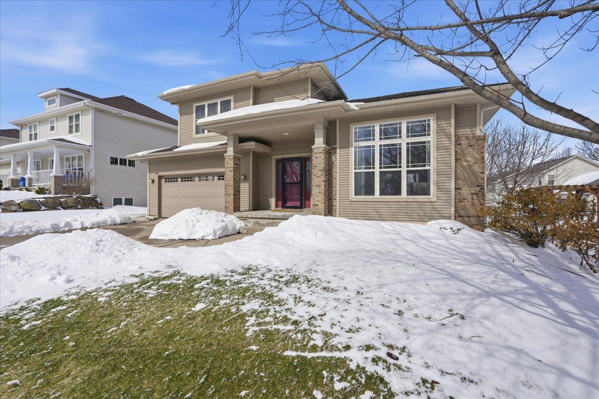 3338 Bradbury Road