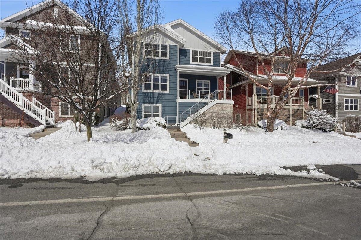7162 Belle Fontaine Boulevard