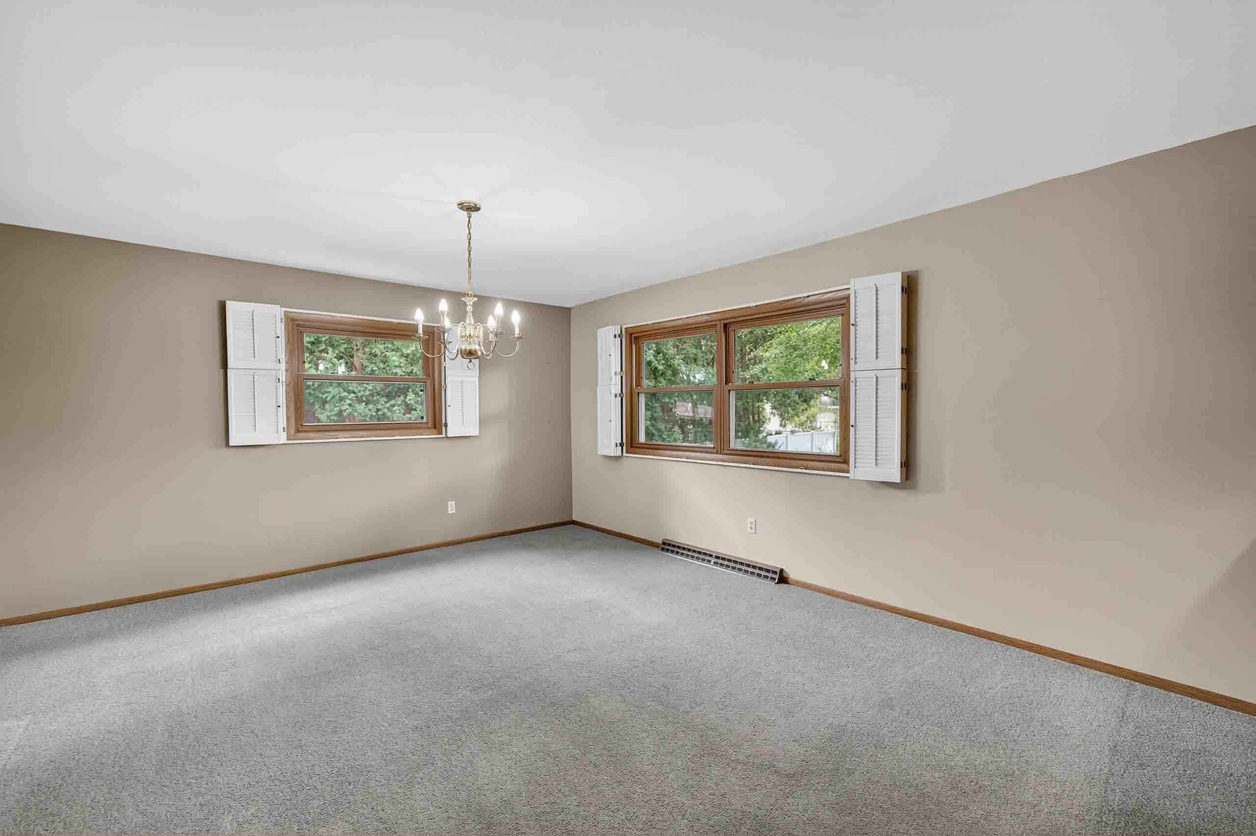 7013 Cardinal Drive