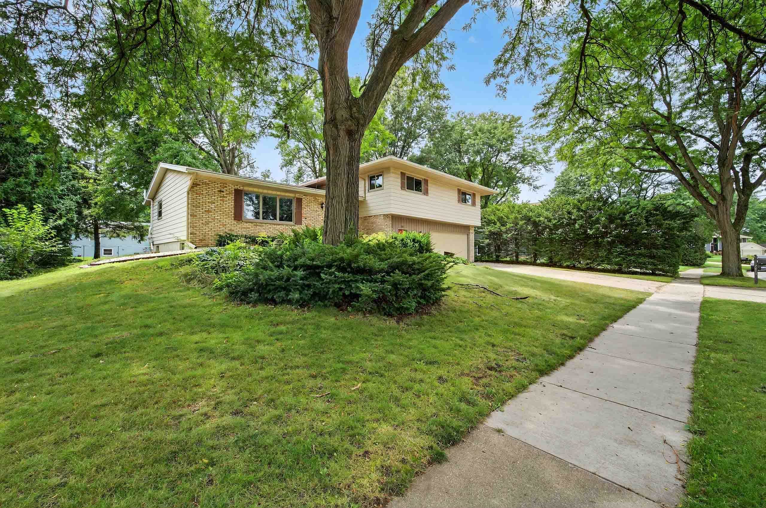 7013 Cardinal Drive