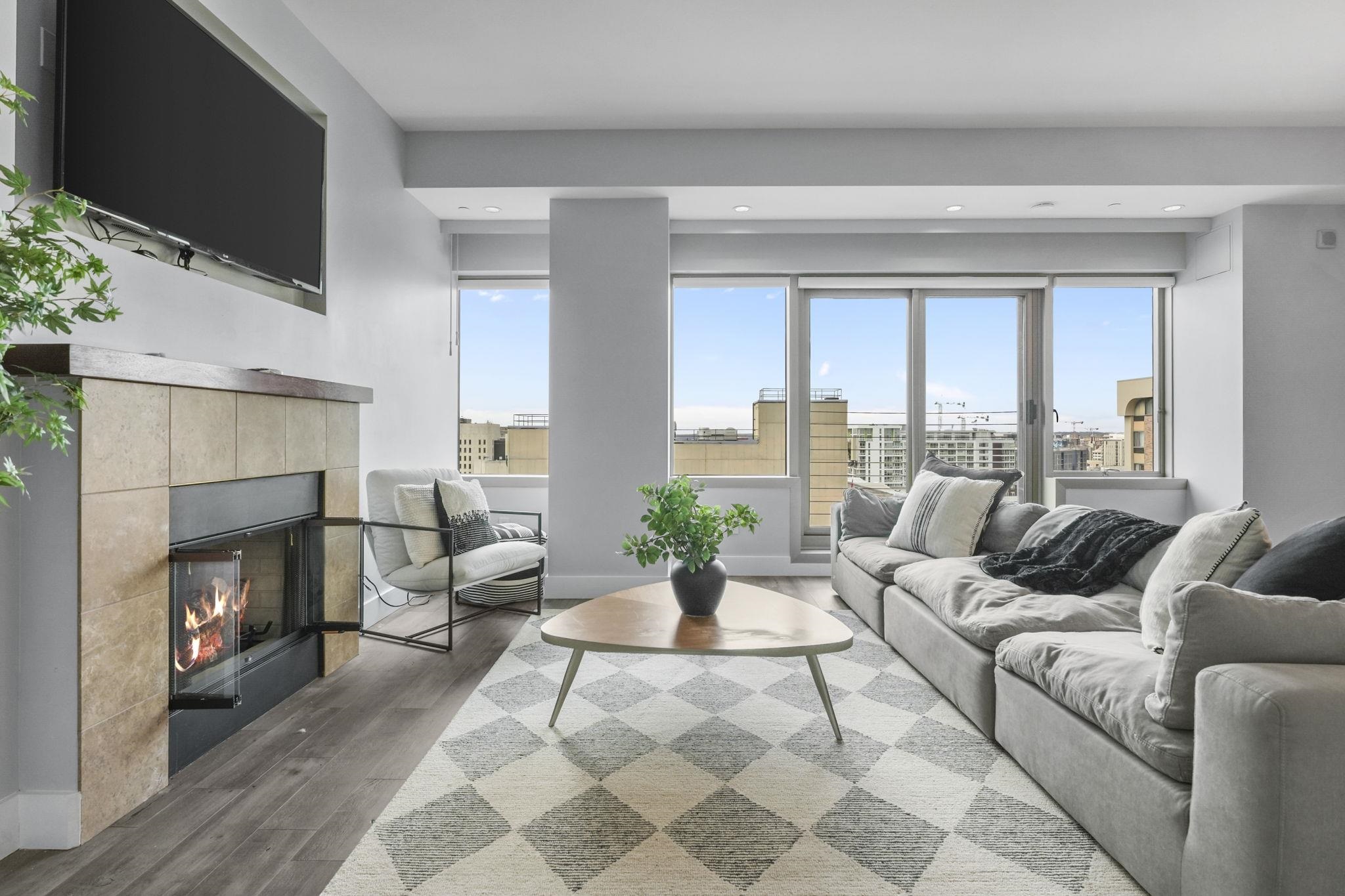 100 Wisconsin Avenue Unit: 1105