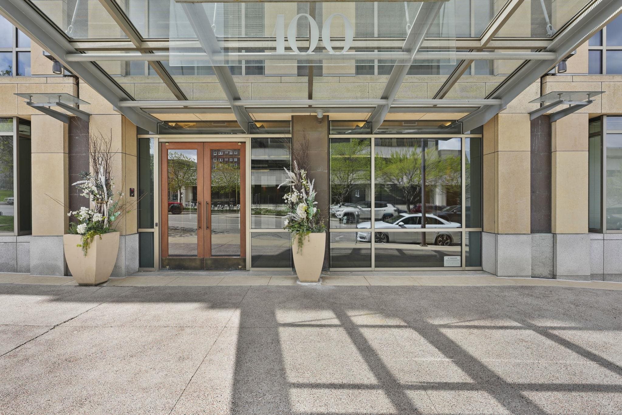 100 Wisconsin Avenue Unit: 1105