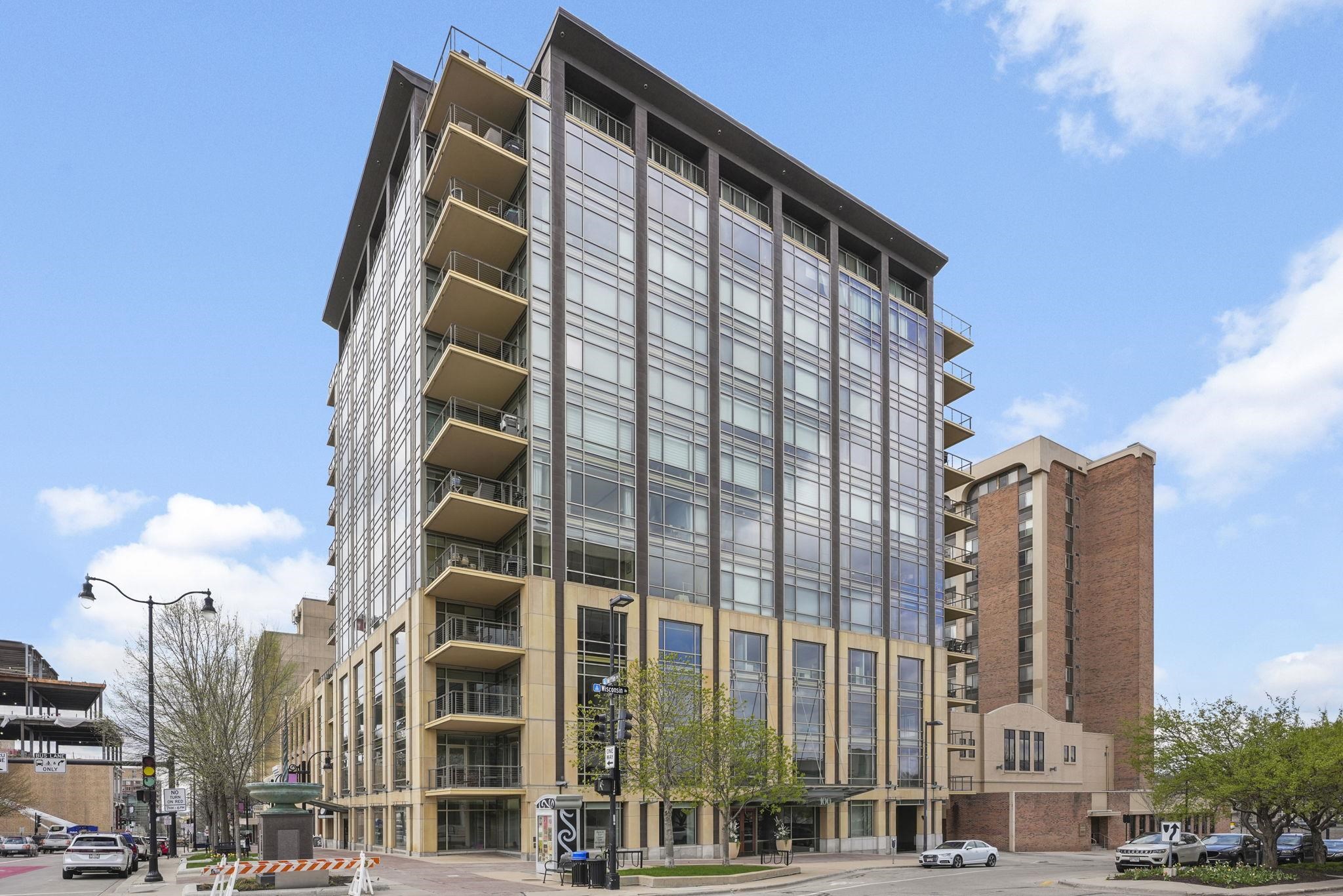 100 Wisconsin Avenue Unit: 1105