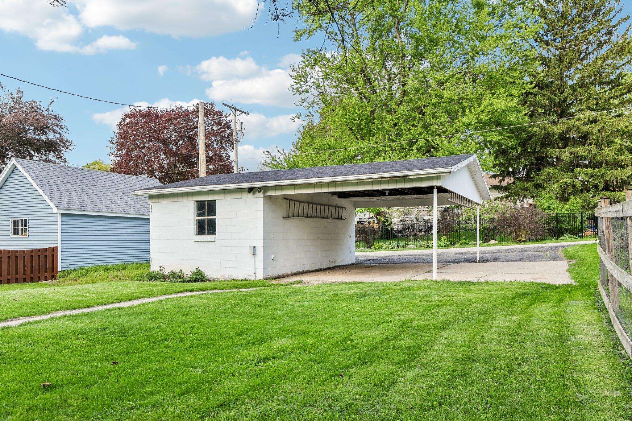 309 S 2nd Street