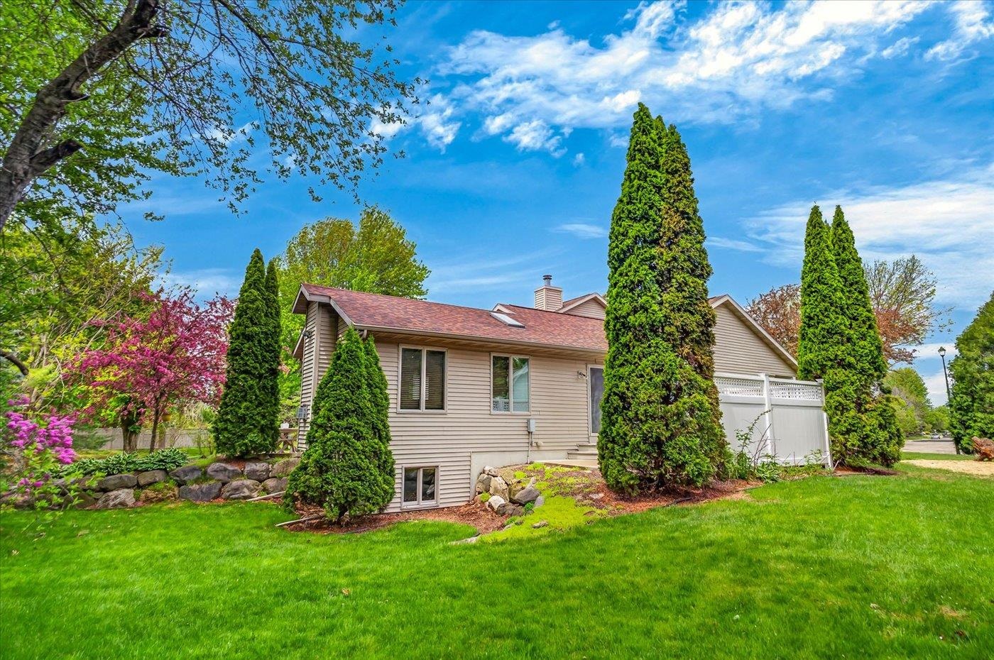 706 Summerton Court