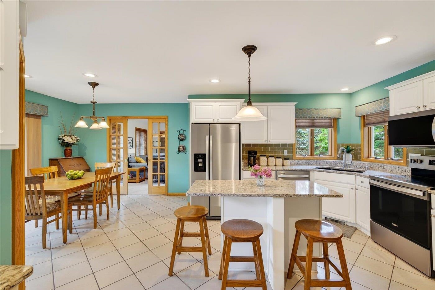 706 Summerton Court