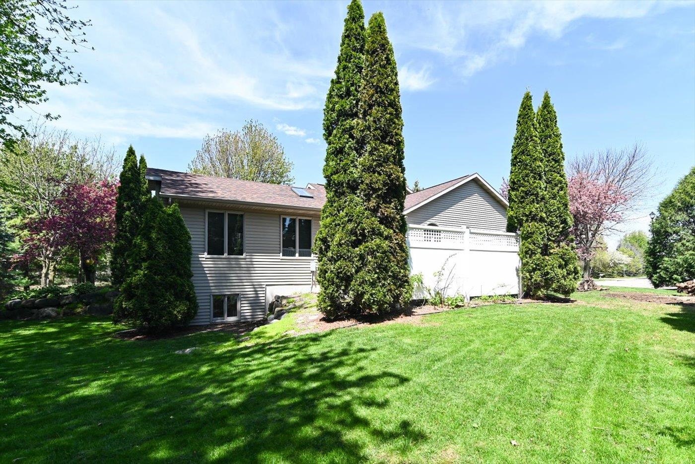 706 Summerton Court