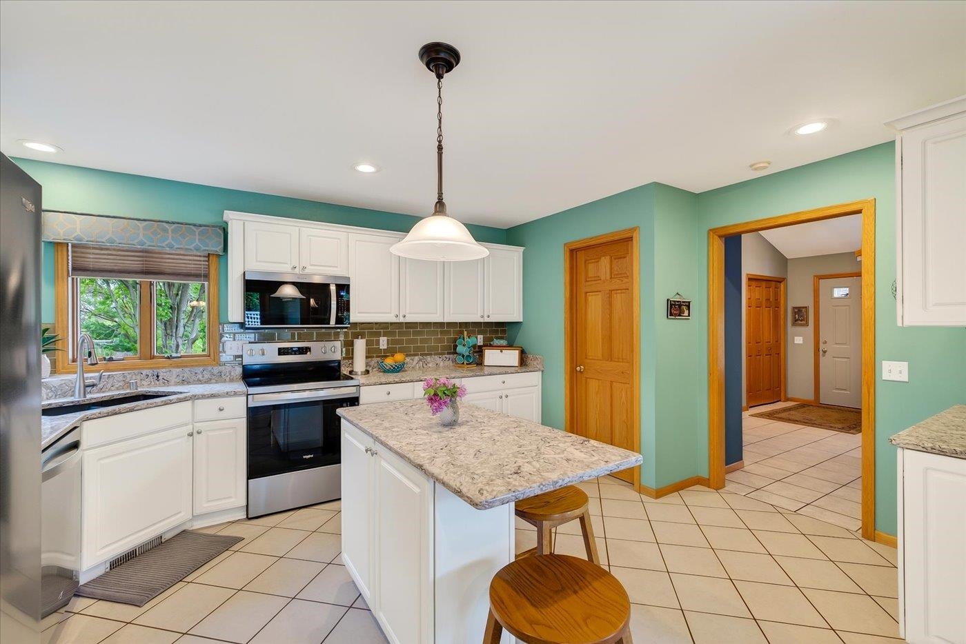 706 Summerton Court