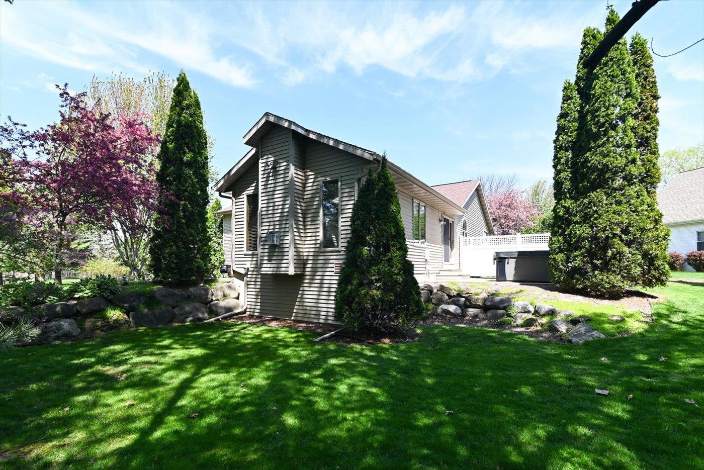 706 Summerton Court