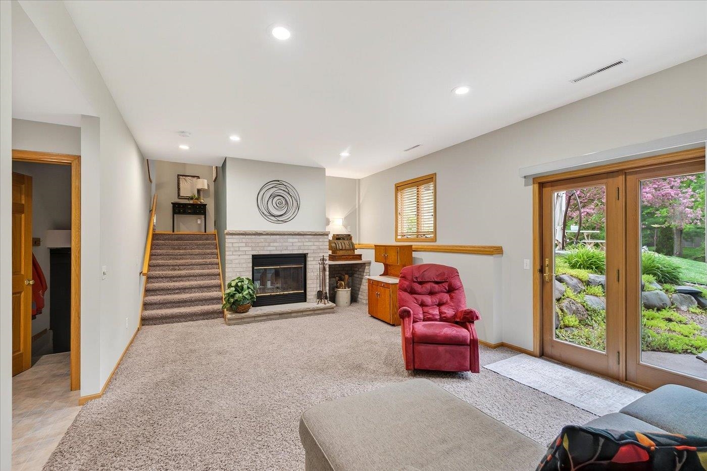 706 Summerton Court