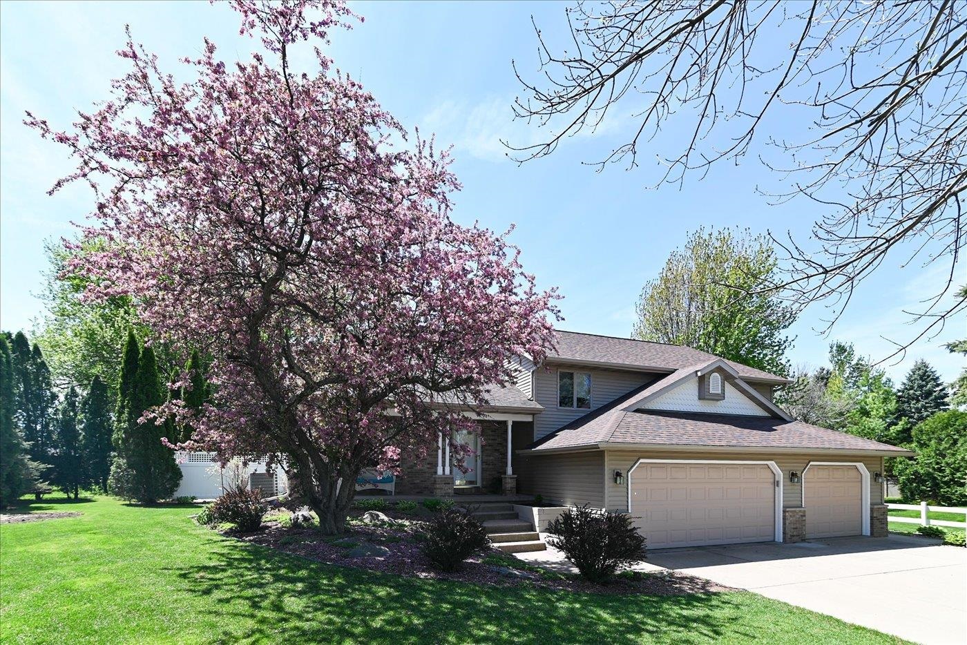 706 Summerton Court