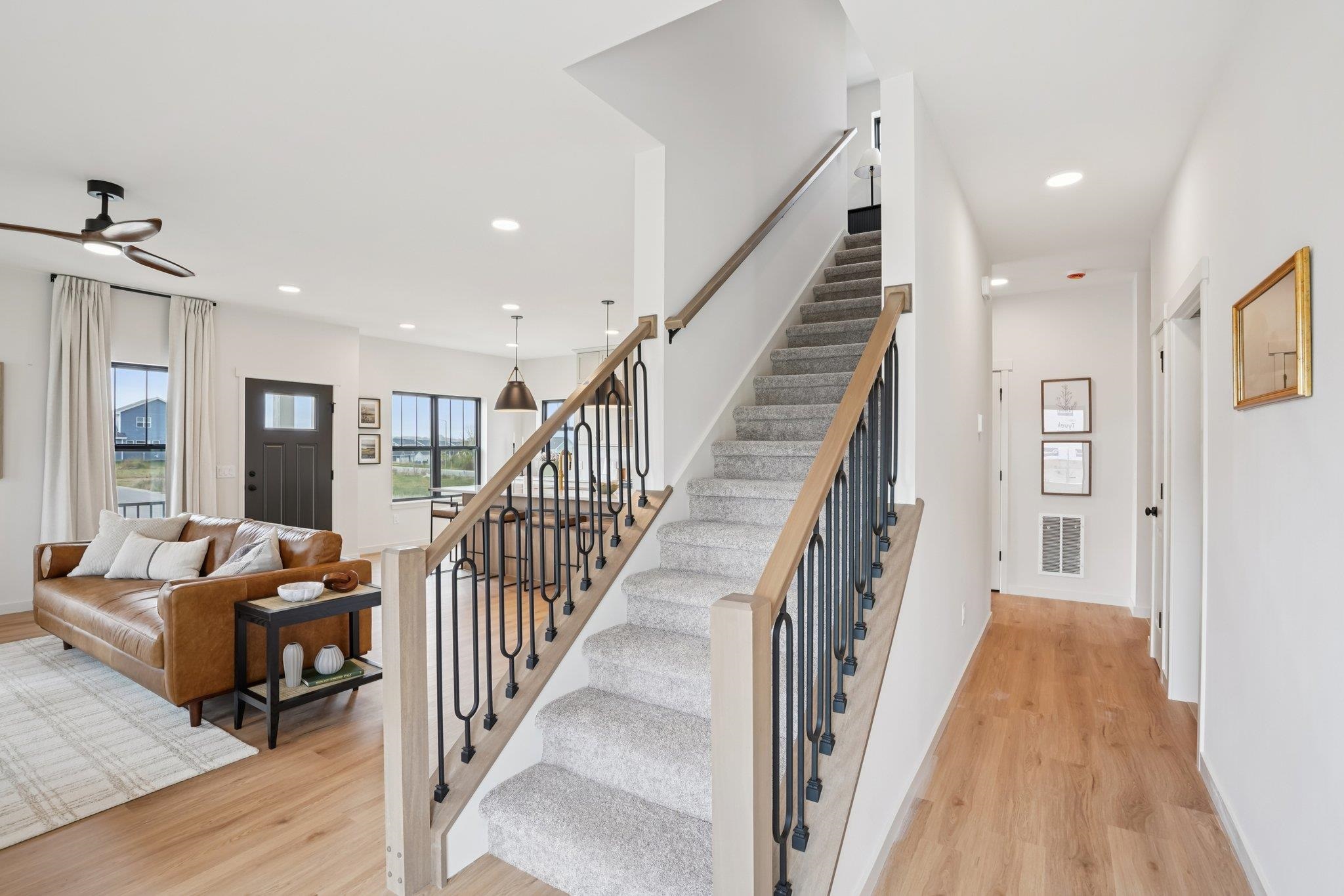 6686 Redpoll Road