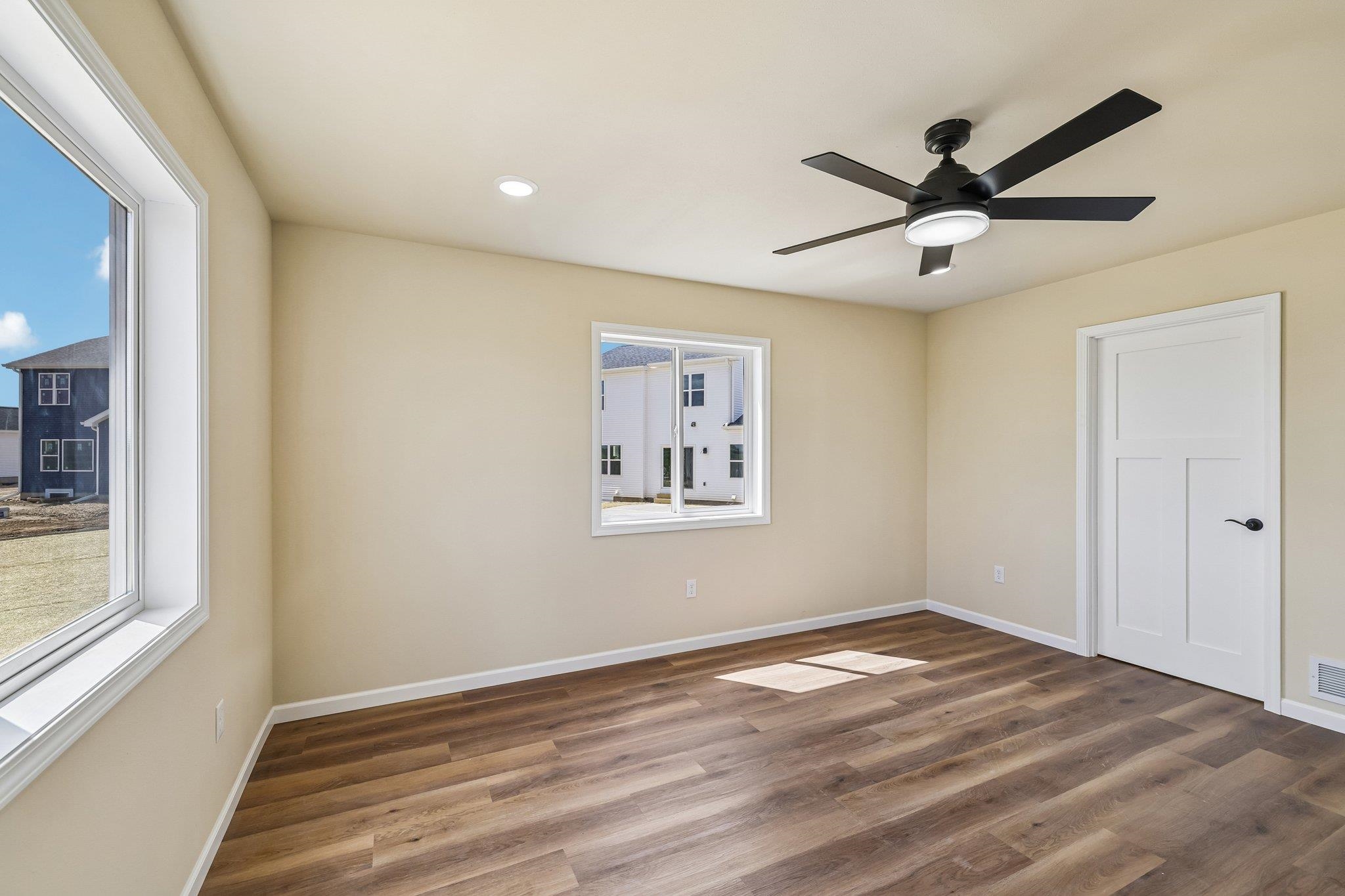 997 Bell Circle
