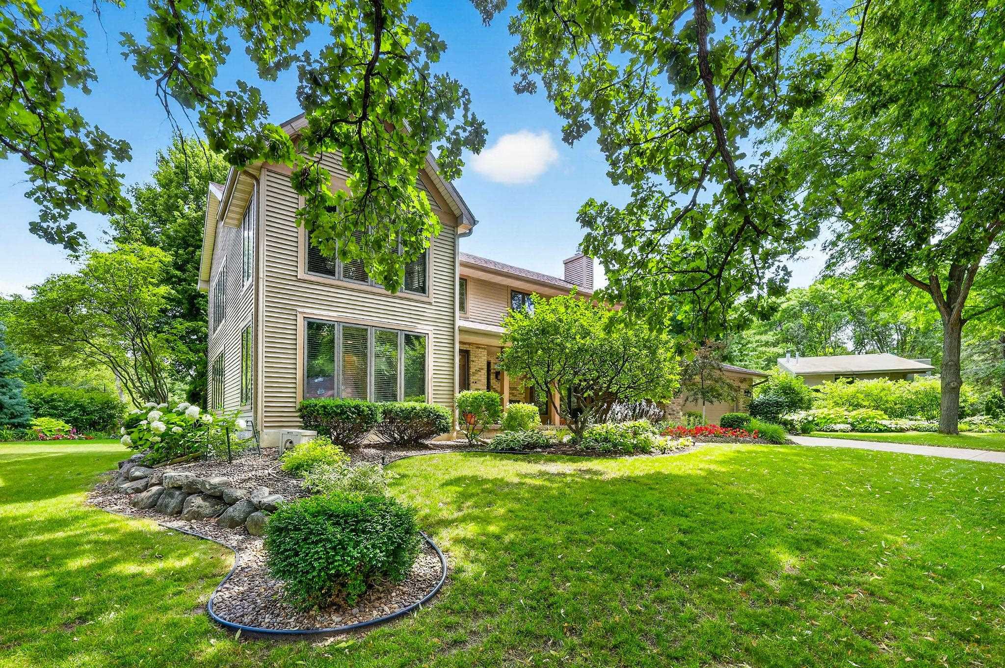 7426 Farmington Way