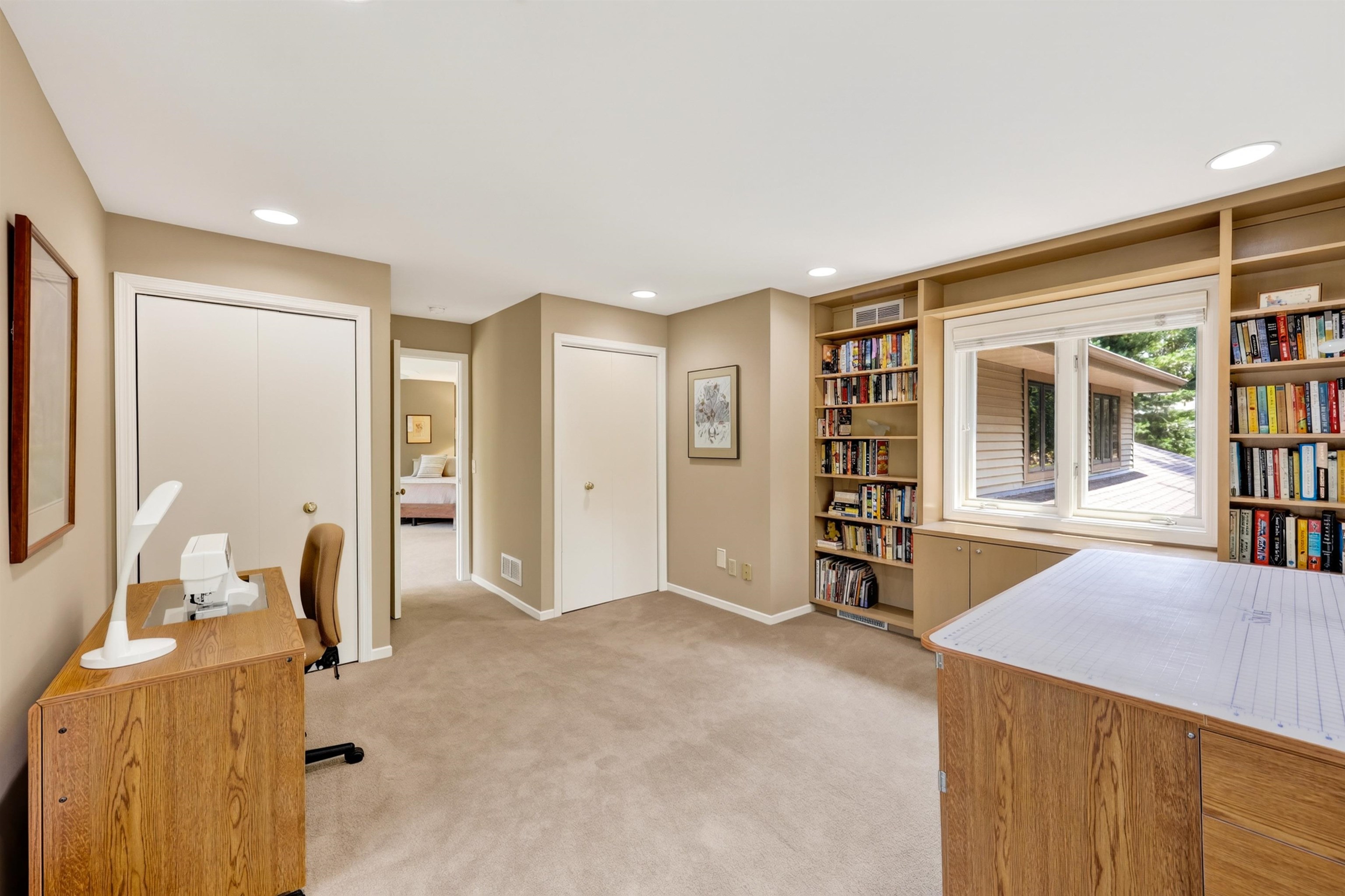 7426 Farmington Way
