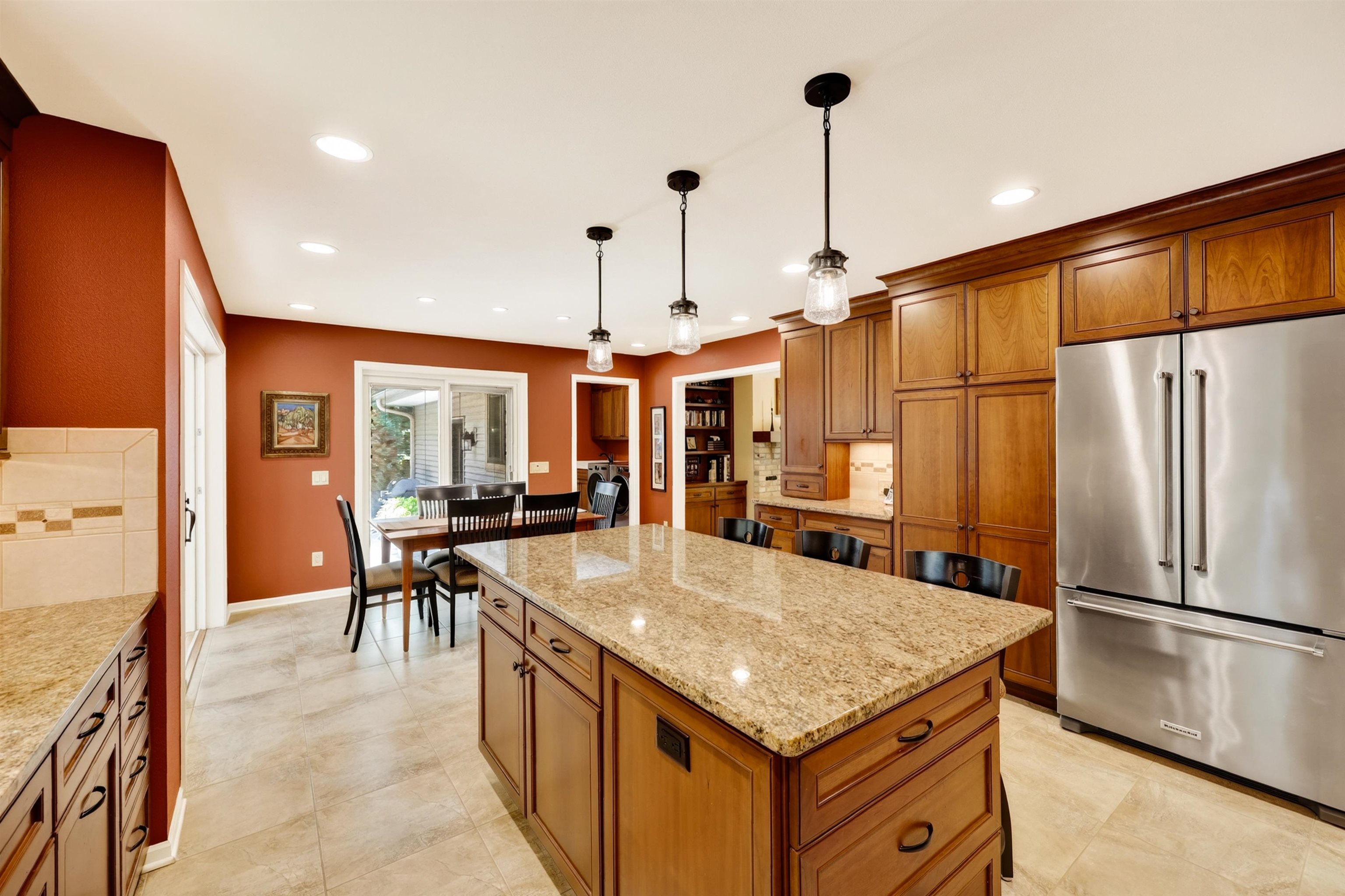 7426 Farmington Way