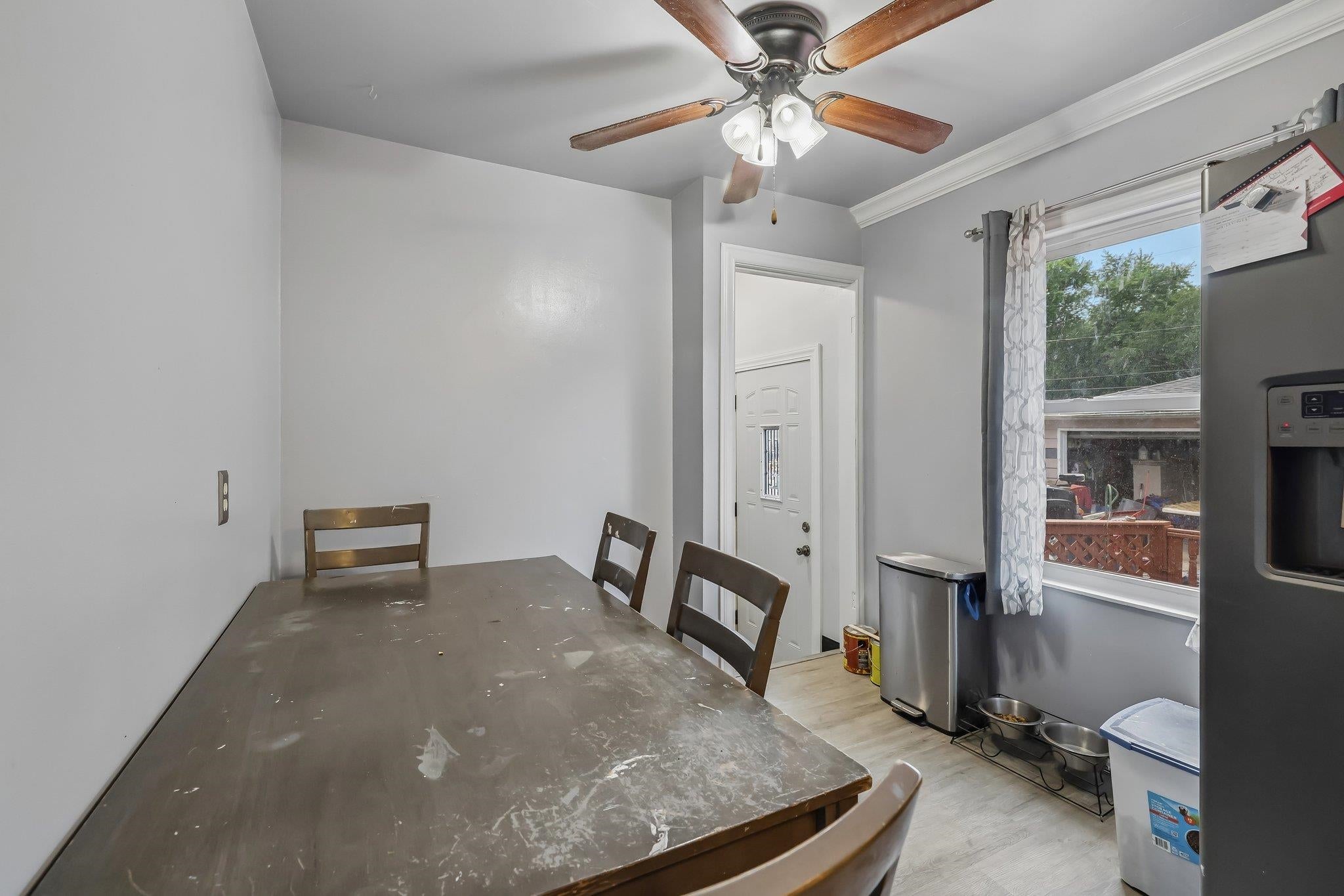 214 Acewood Boulevard
