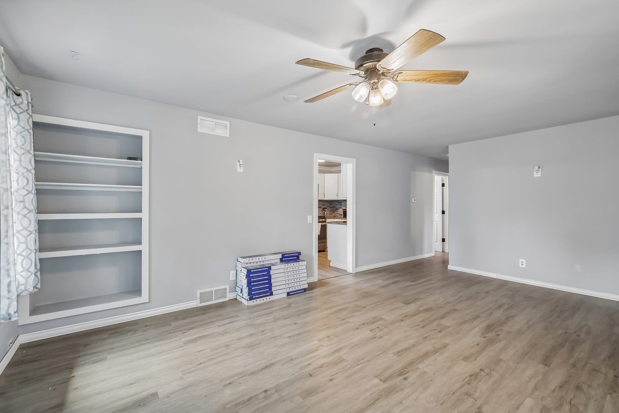 214 Acewood Boulevard