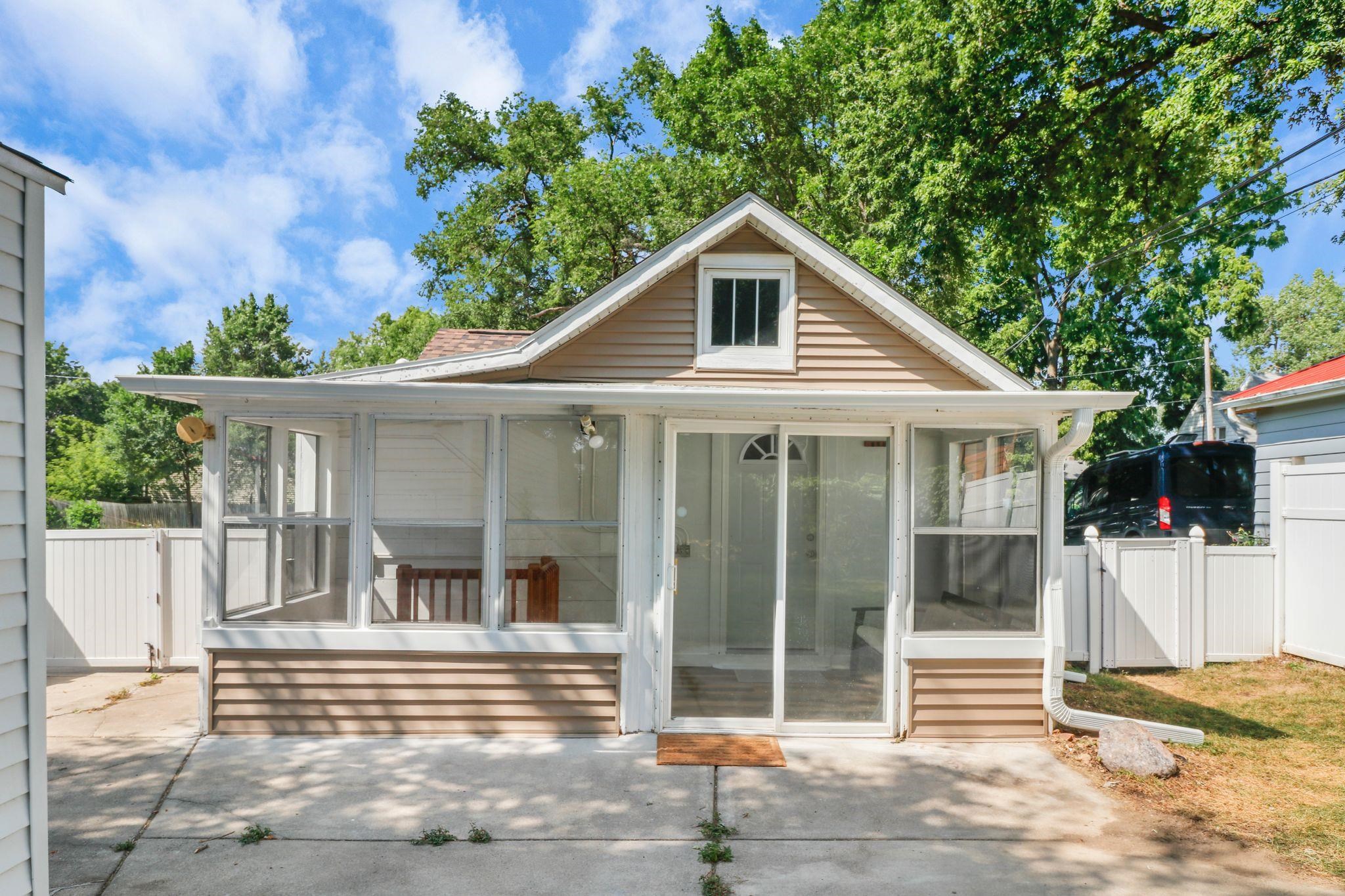 3231 Worthington Avenue