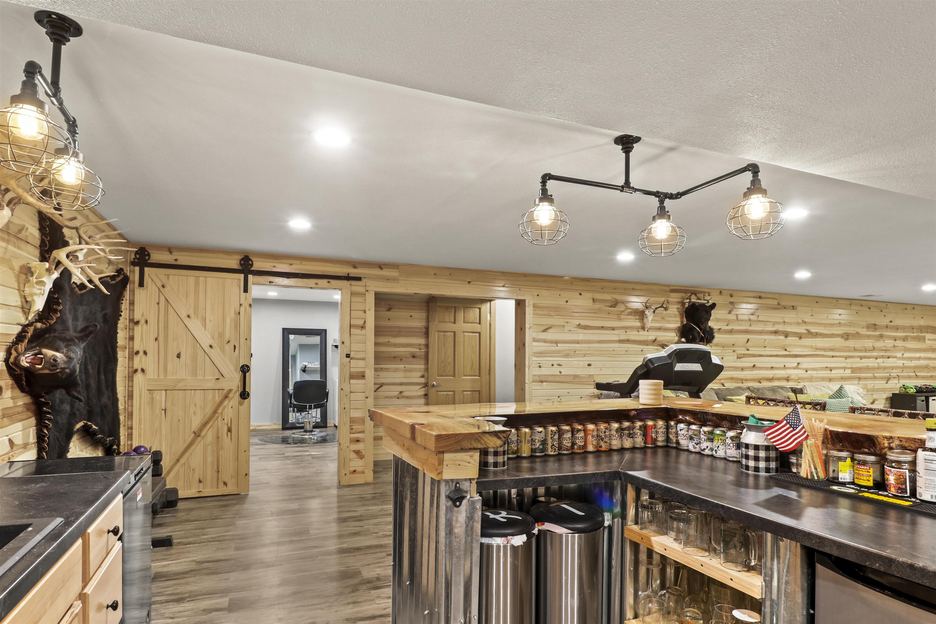 1904 Nighthawk Lane