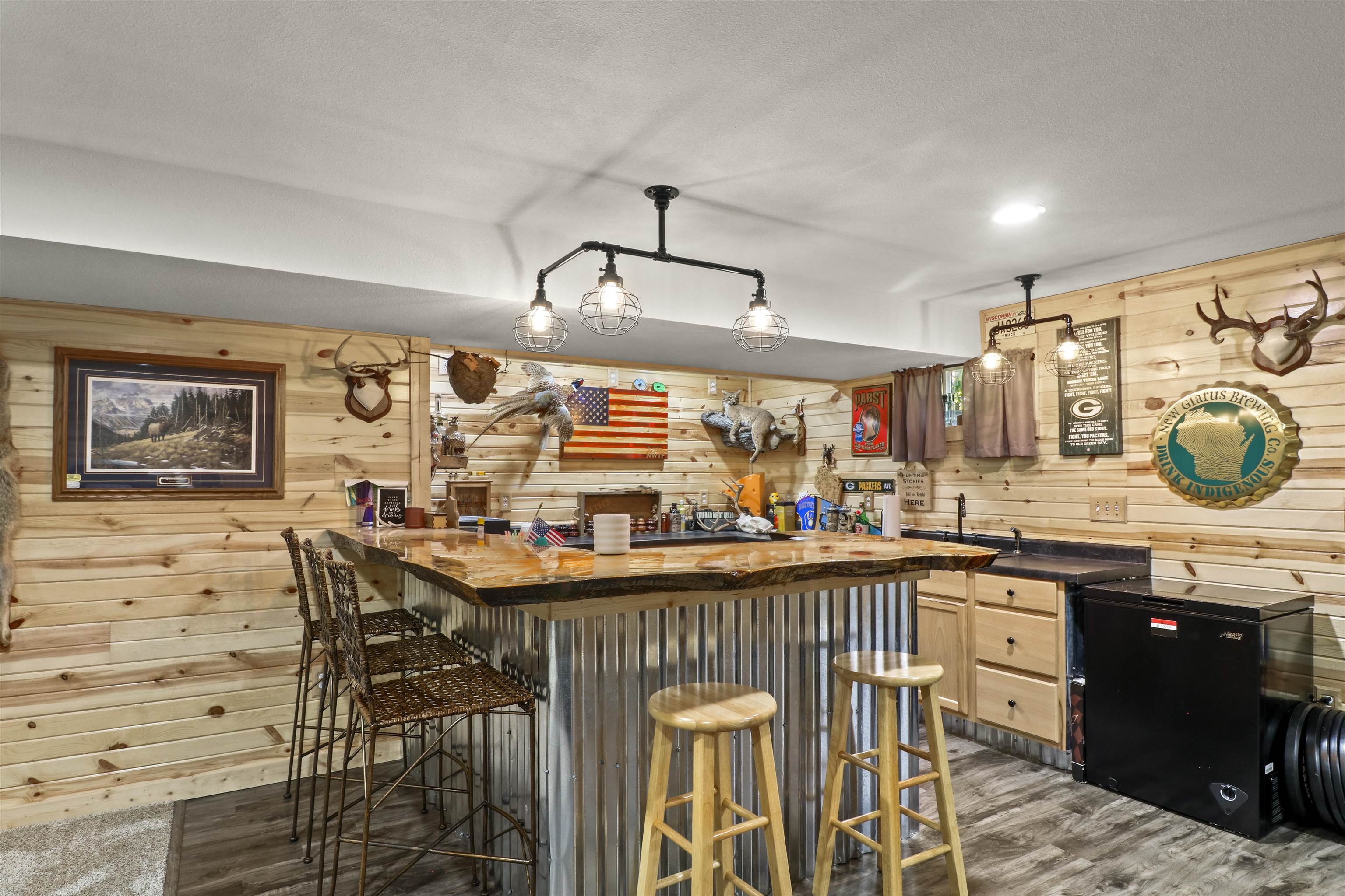 1904 Nighthawk Lane
