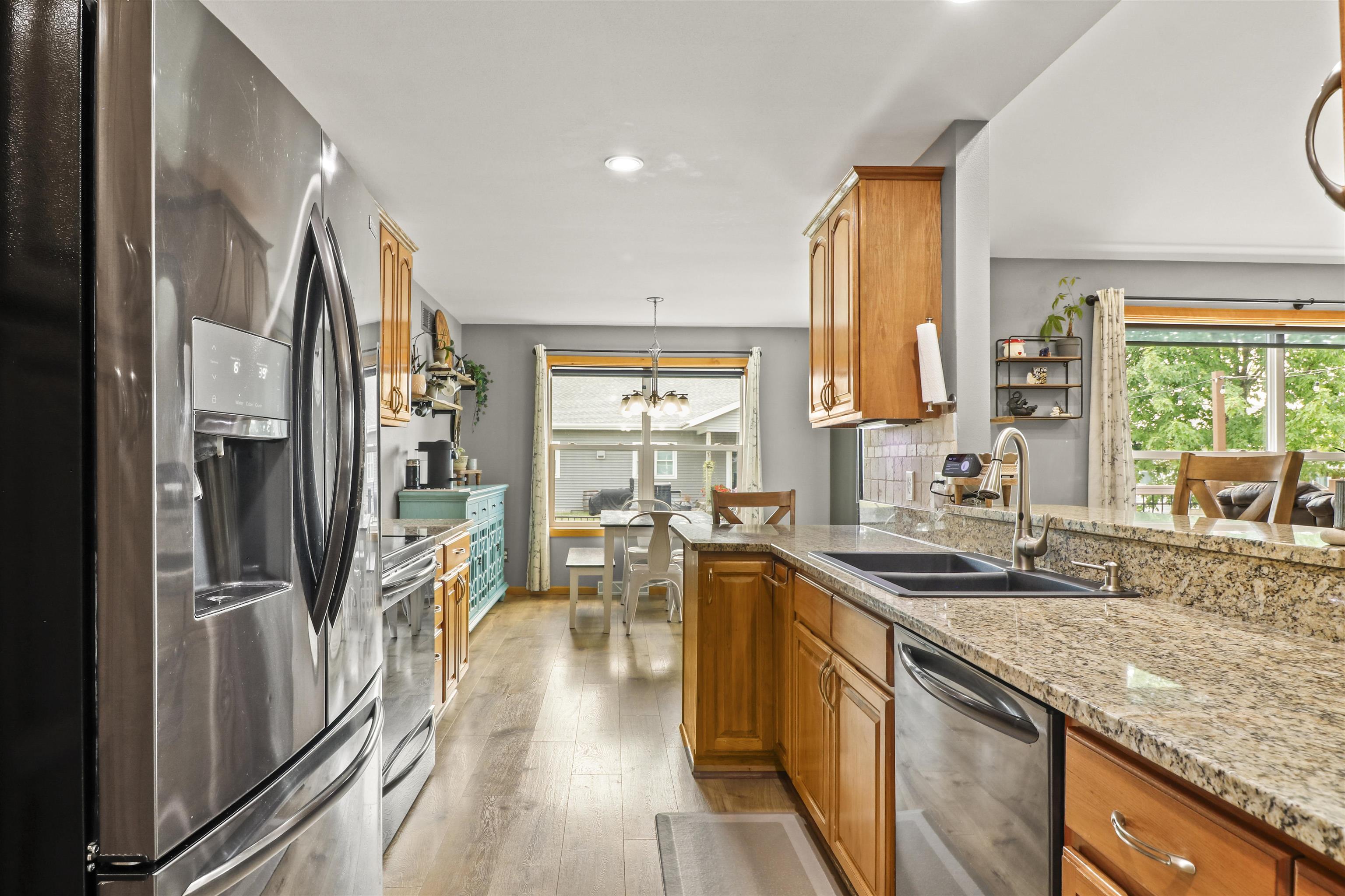 1904 Nighthawk Lane