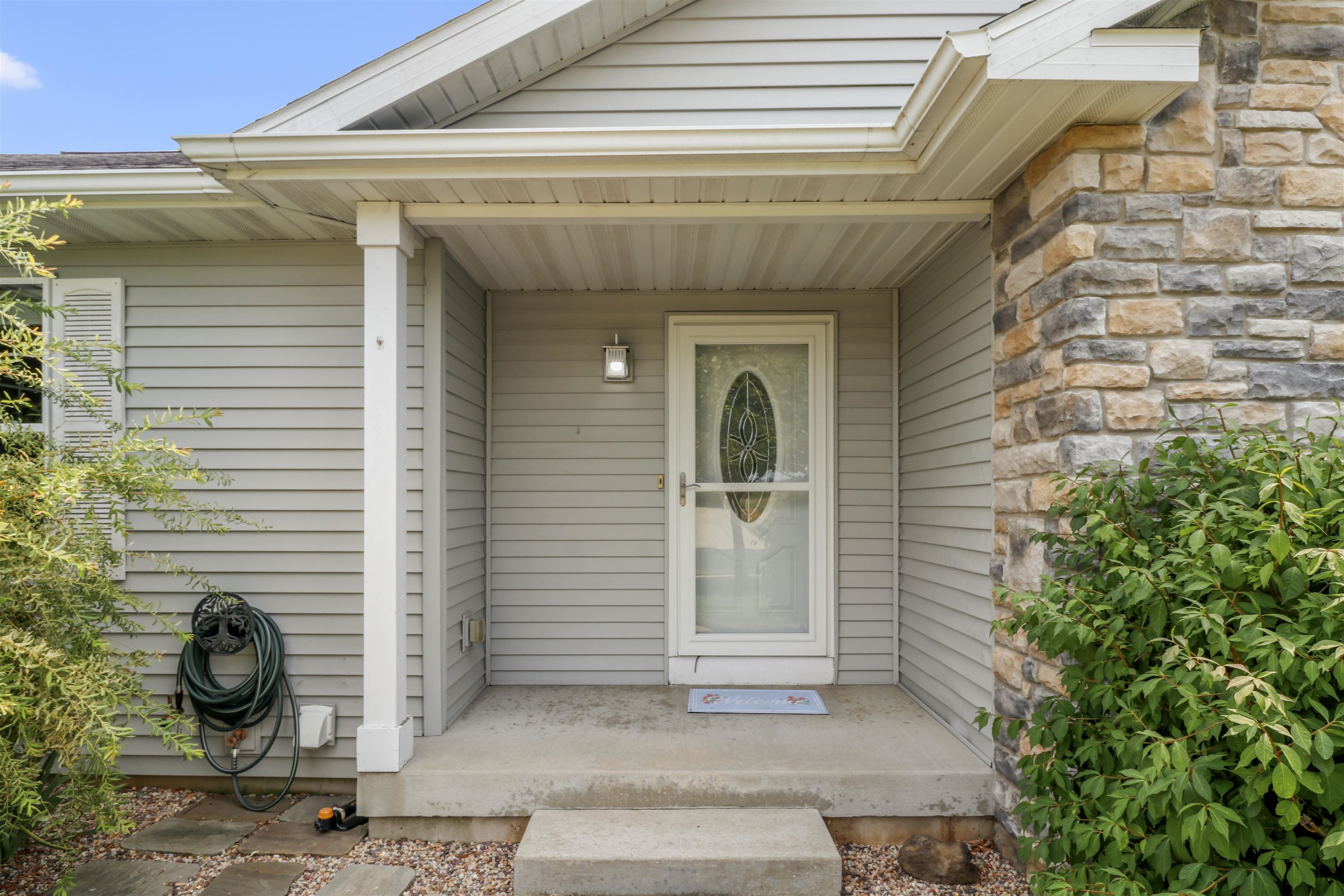 1904 Nighthawk Lane
