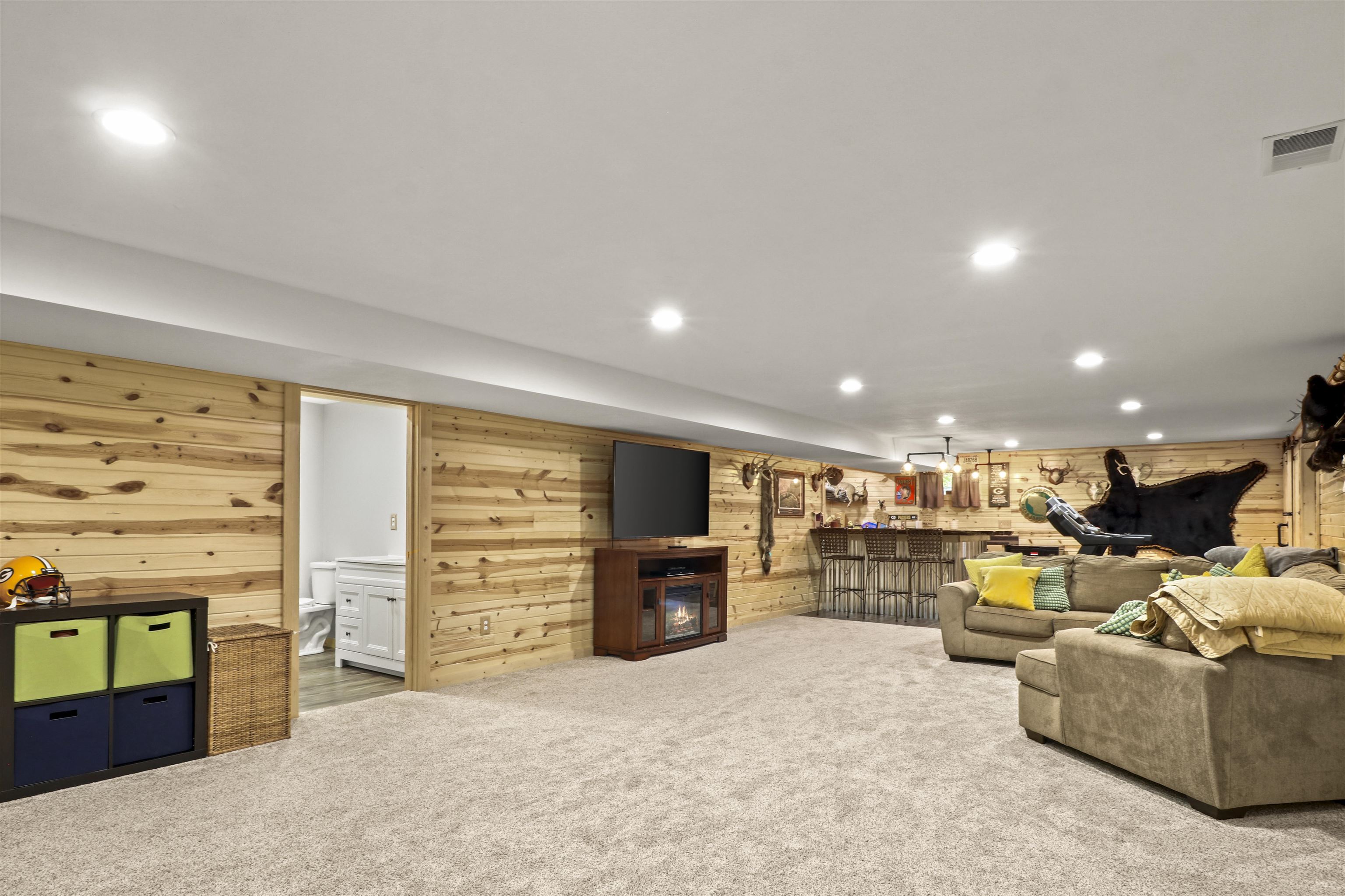 1904 Nighthawk Lane