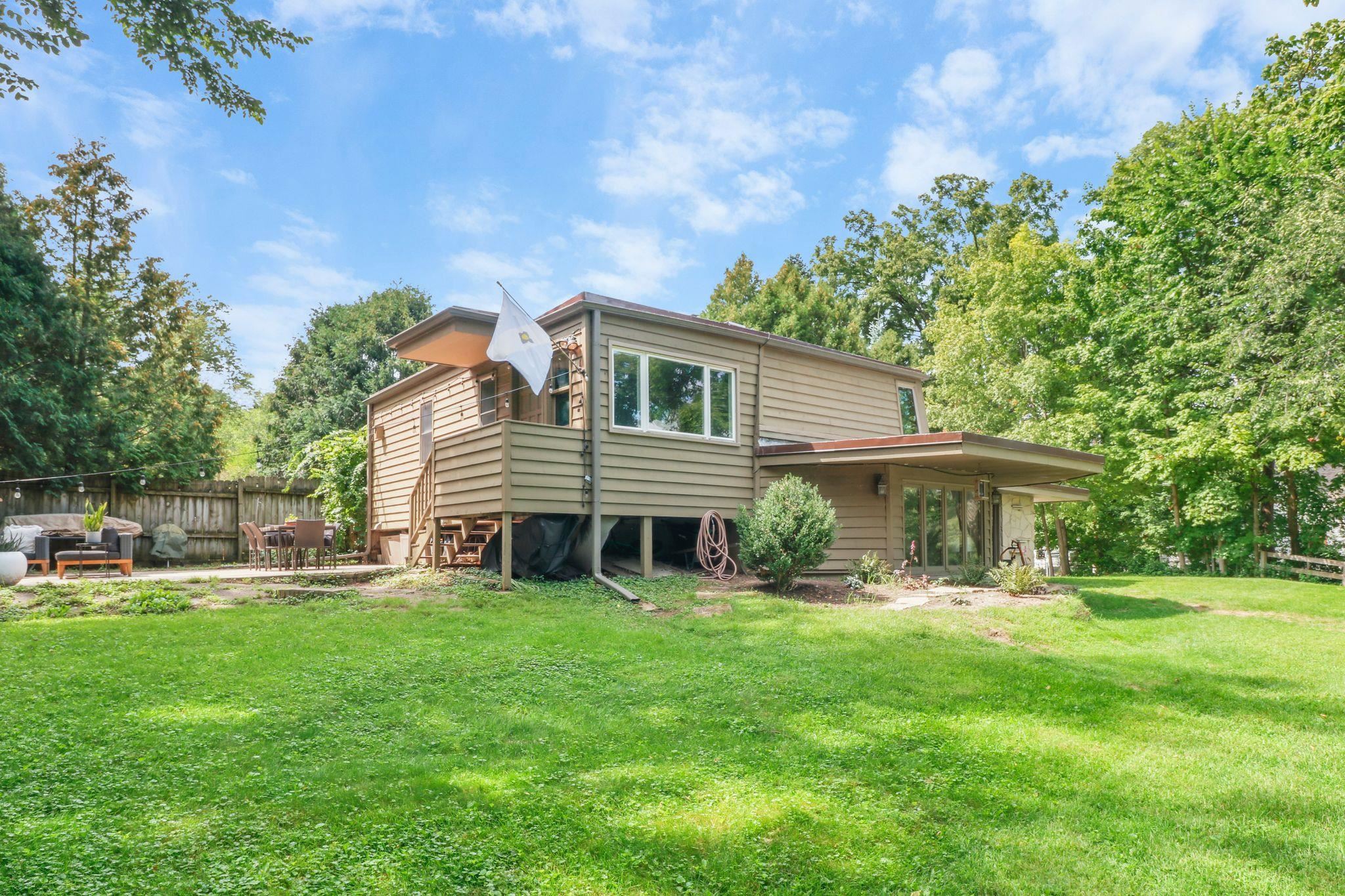 5457 Lake Mendota Drive