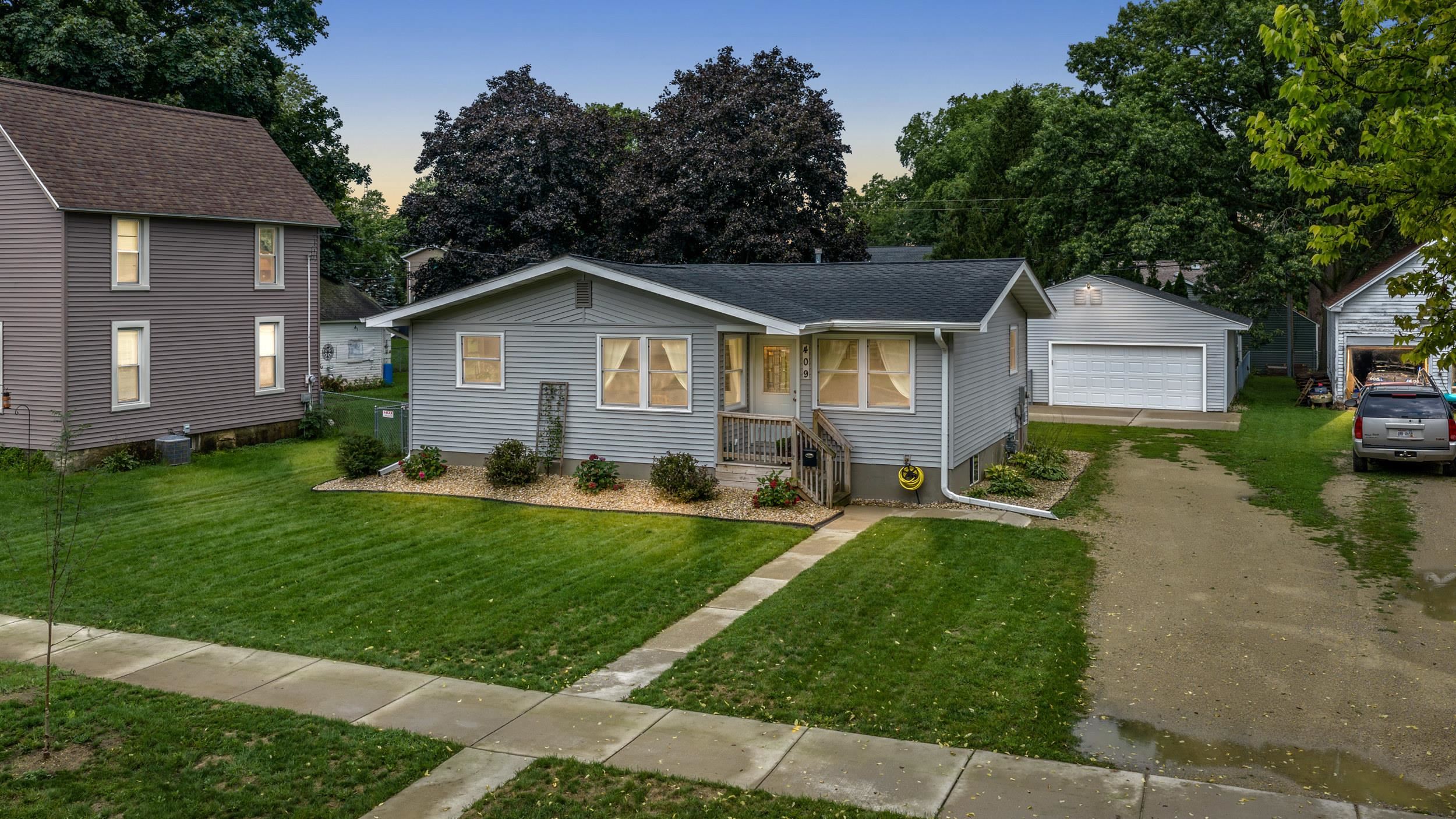 409 S 2nd Street