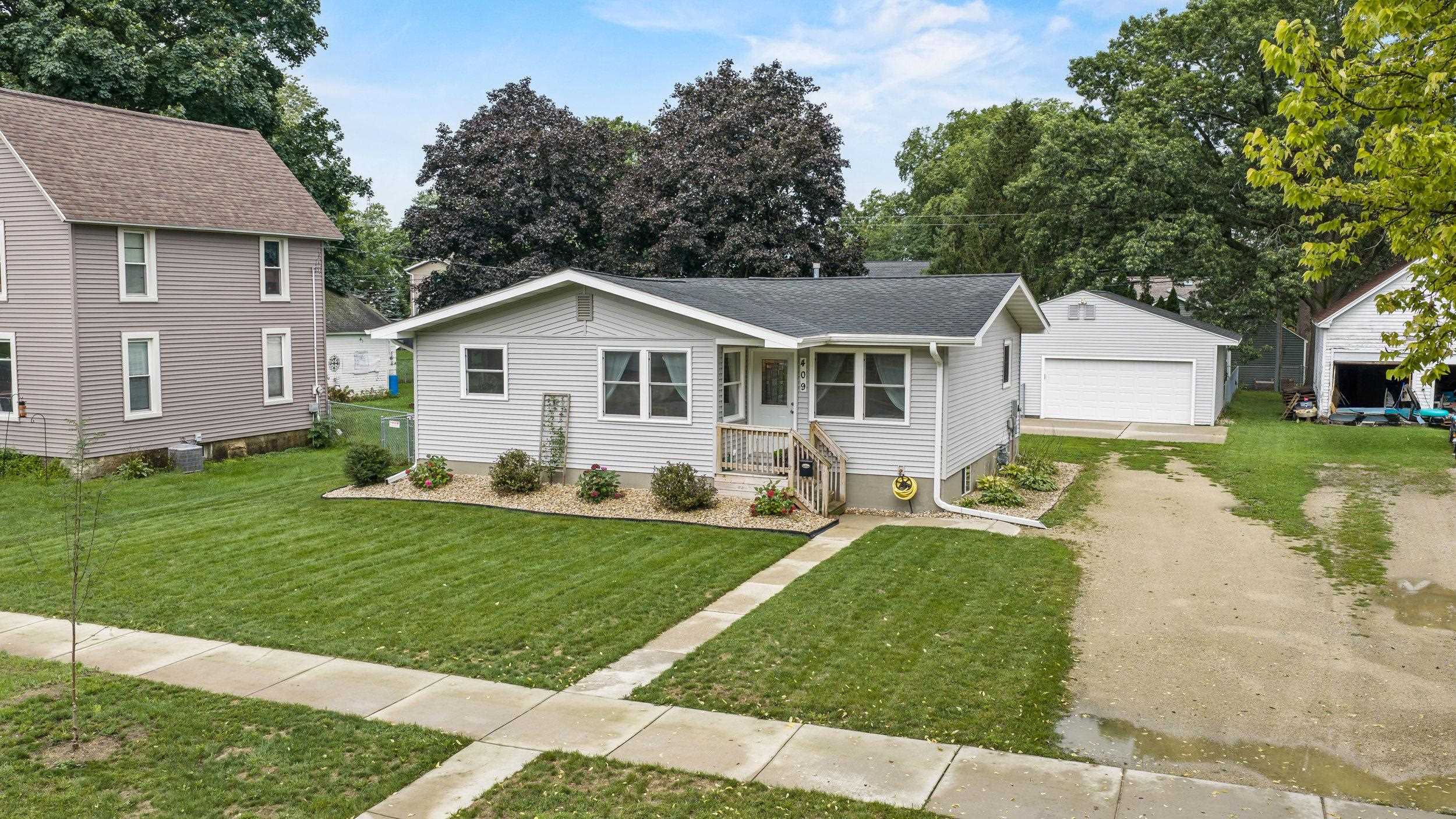 409 S 2nd Street