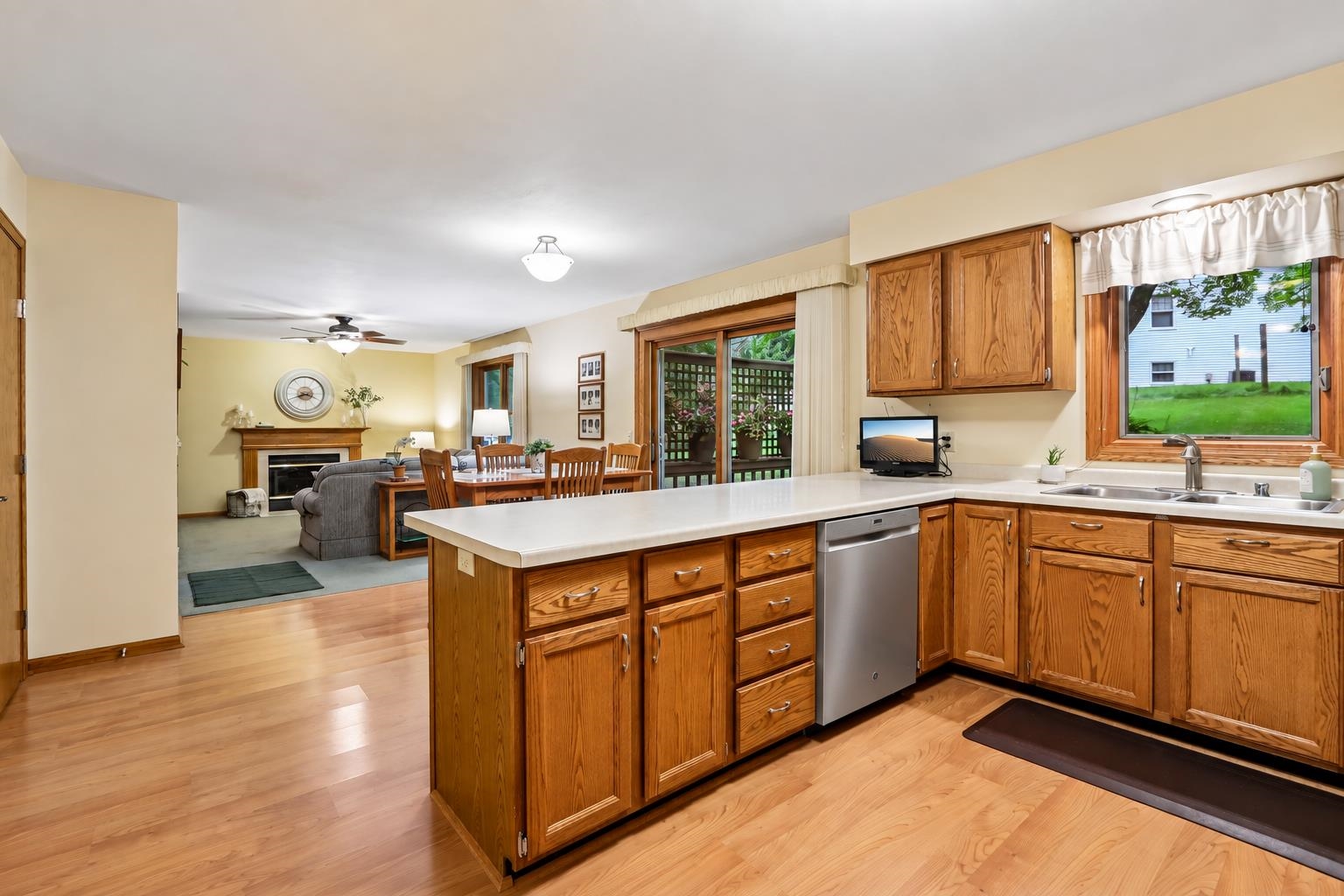 114 N High Point Road