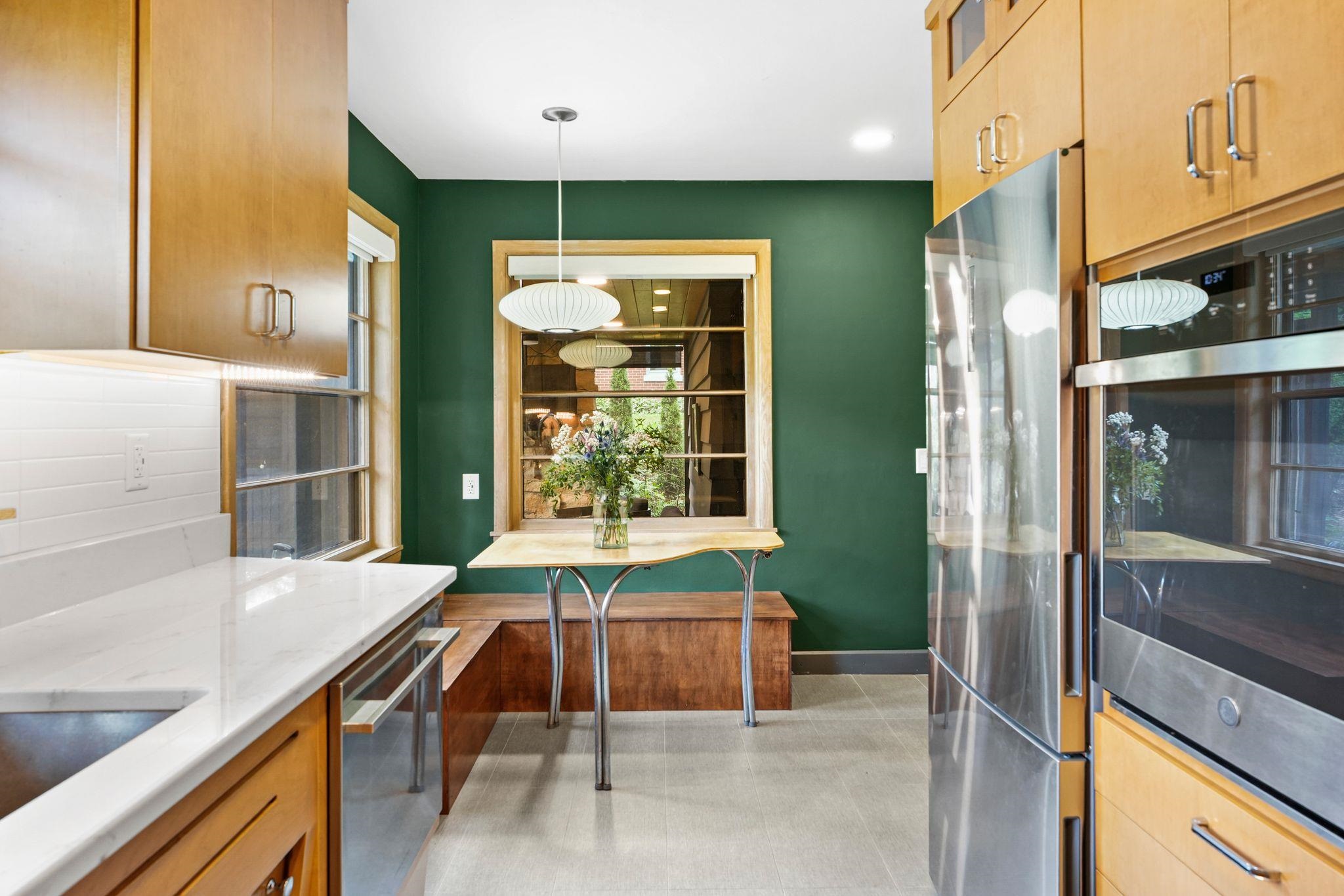 5010 Tomahawk Trail