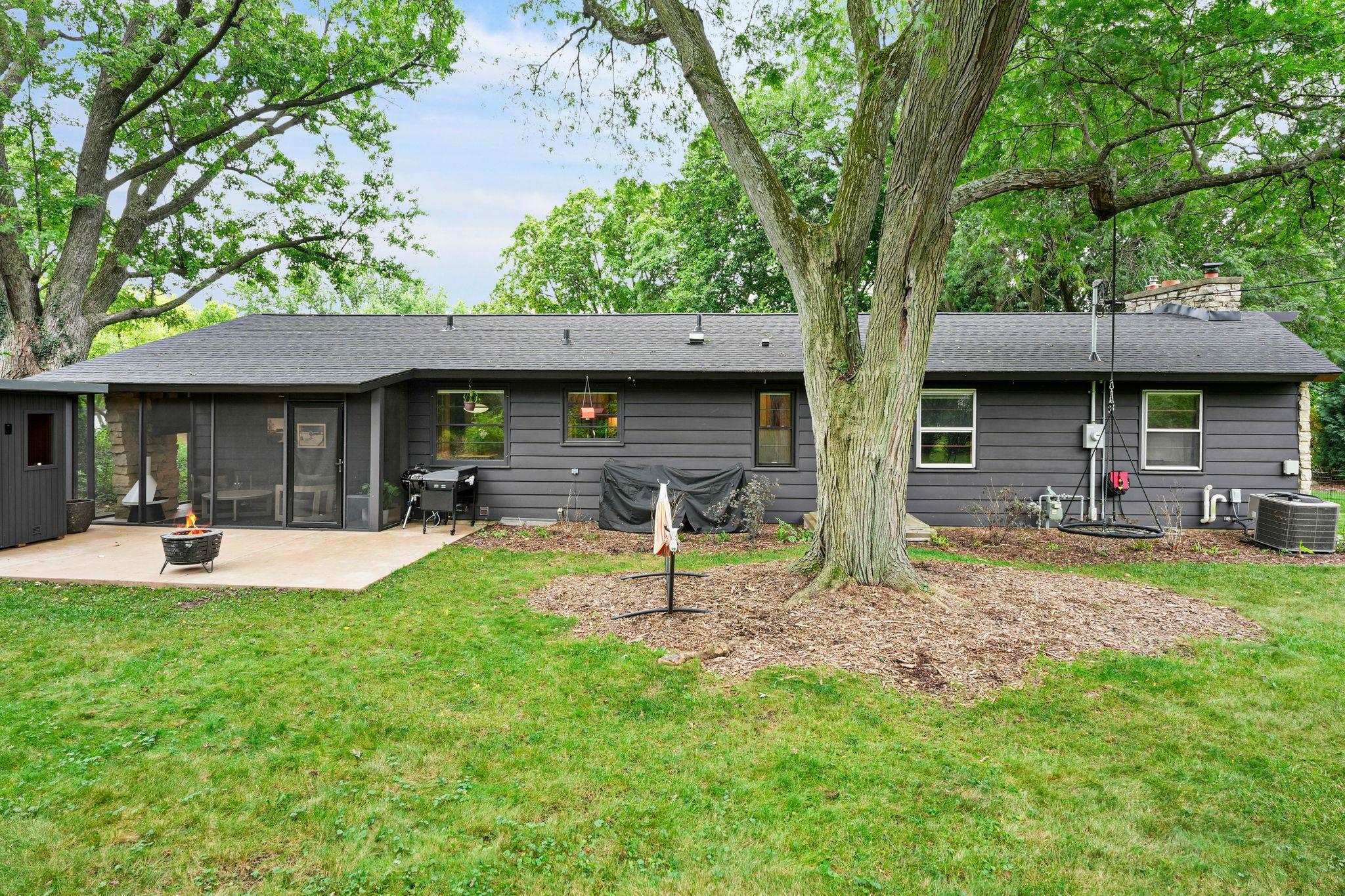 5010 Tomahawk Trail