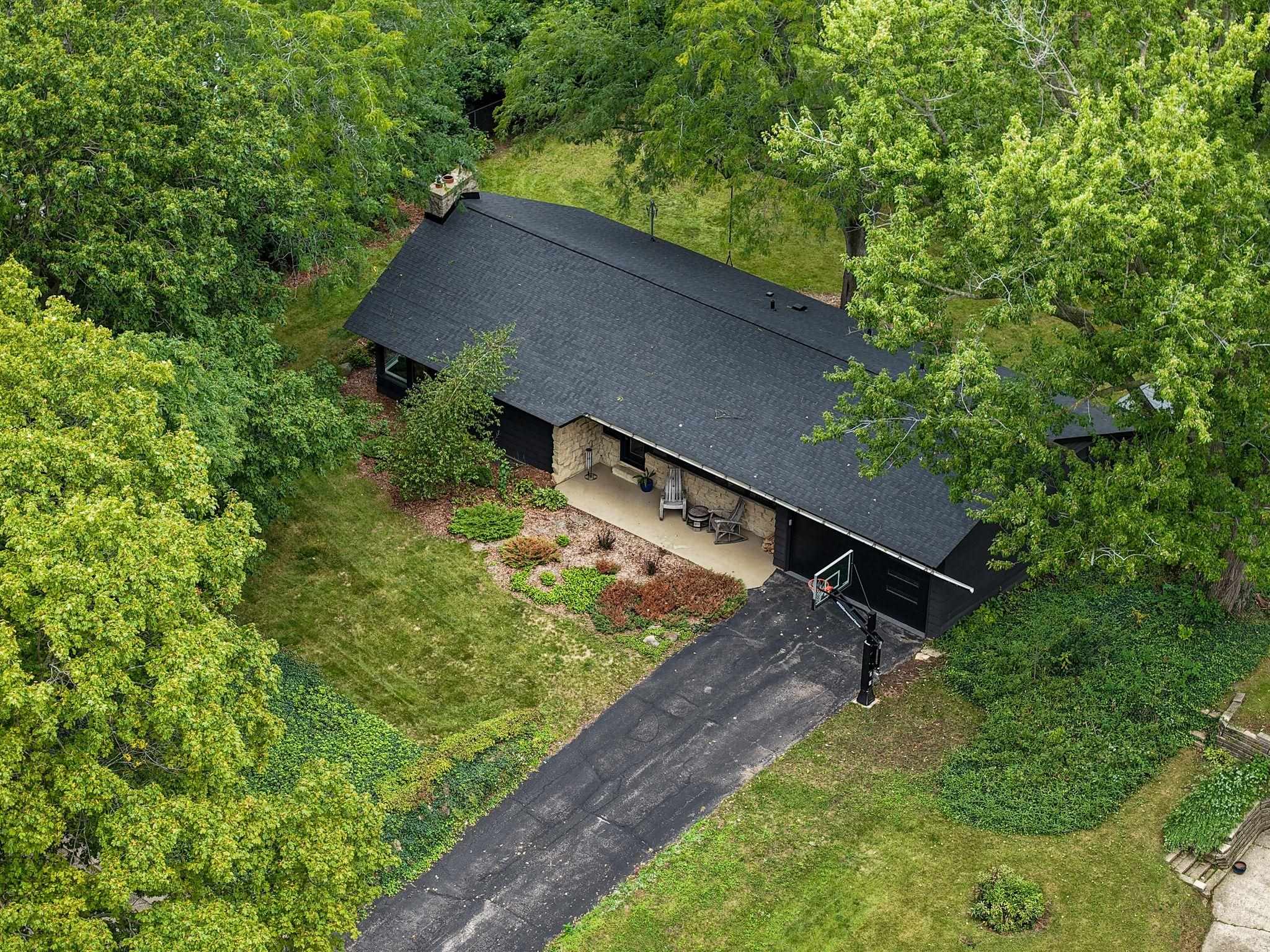 5010 Tomahawk Trail